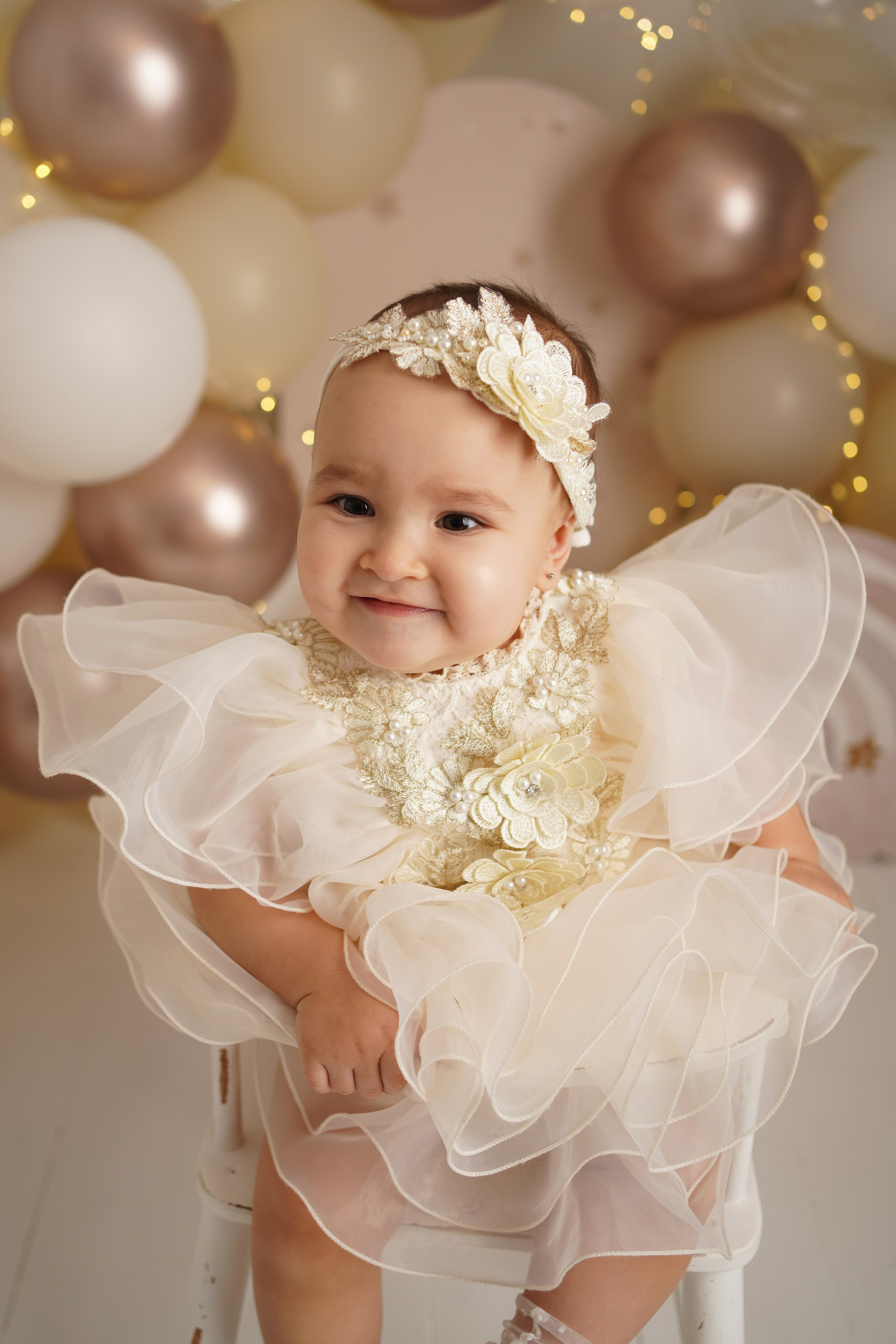 Фотосессия 1 годик Софии. Детский фотограф и фотограф новорожденных в Калининград Оксана Иваний