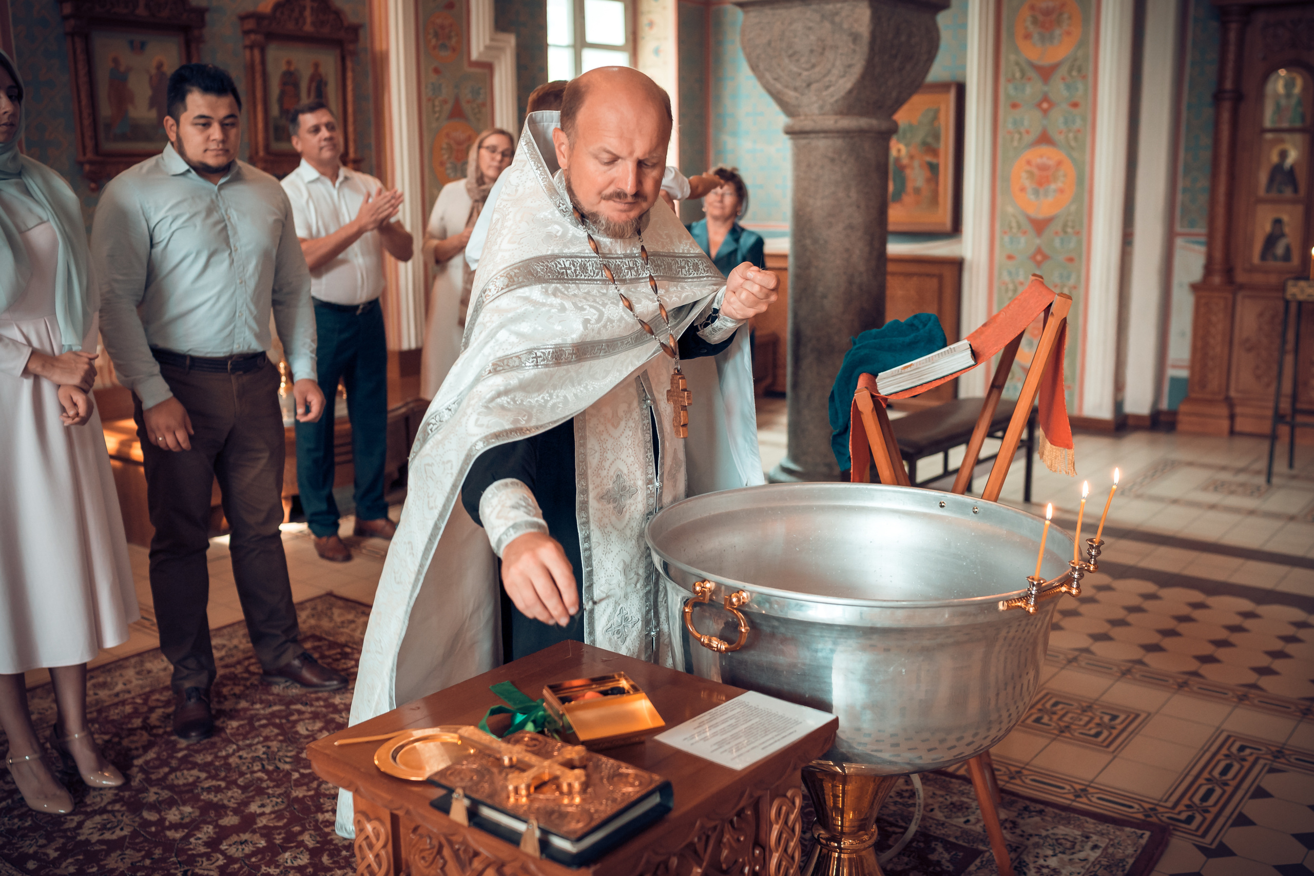 Крещение Льва Храм Иоанна Предтечи. Фотограф на Крещение и Венчание в Красноярске Рамазанова Юлия