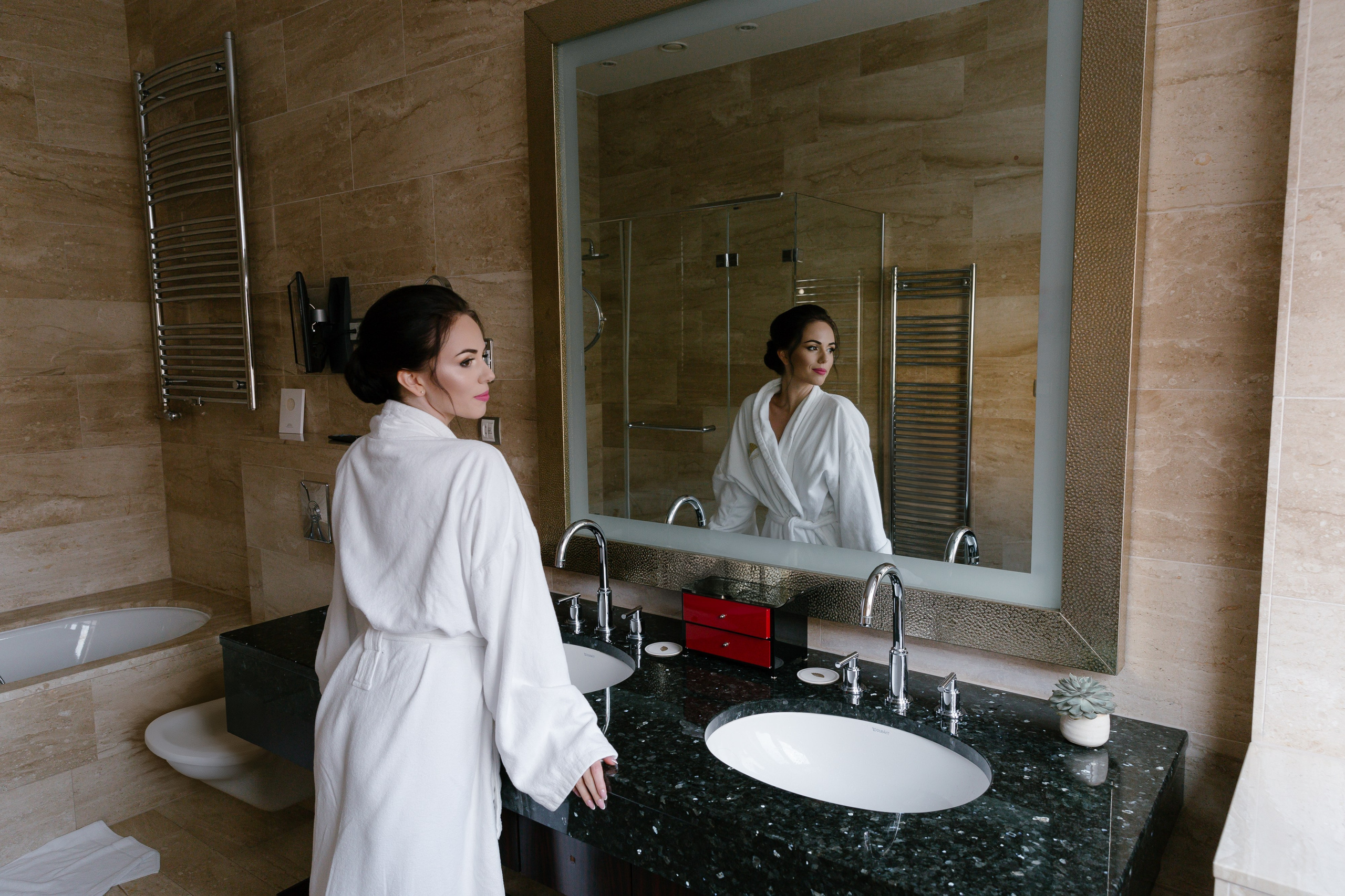 Alex & Julia. Wedding Photographer