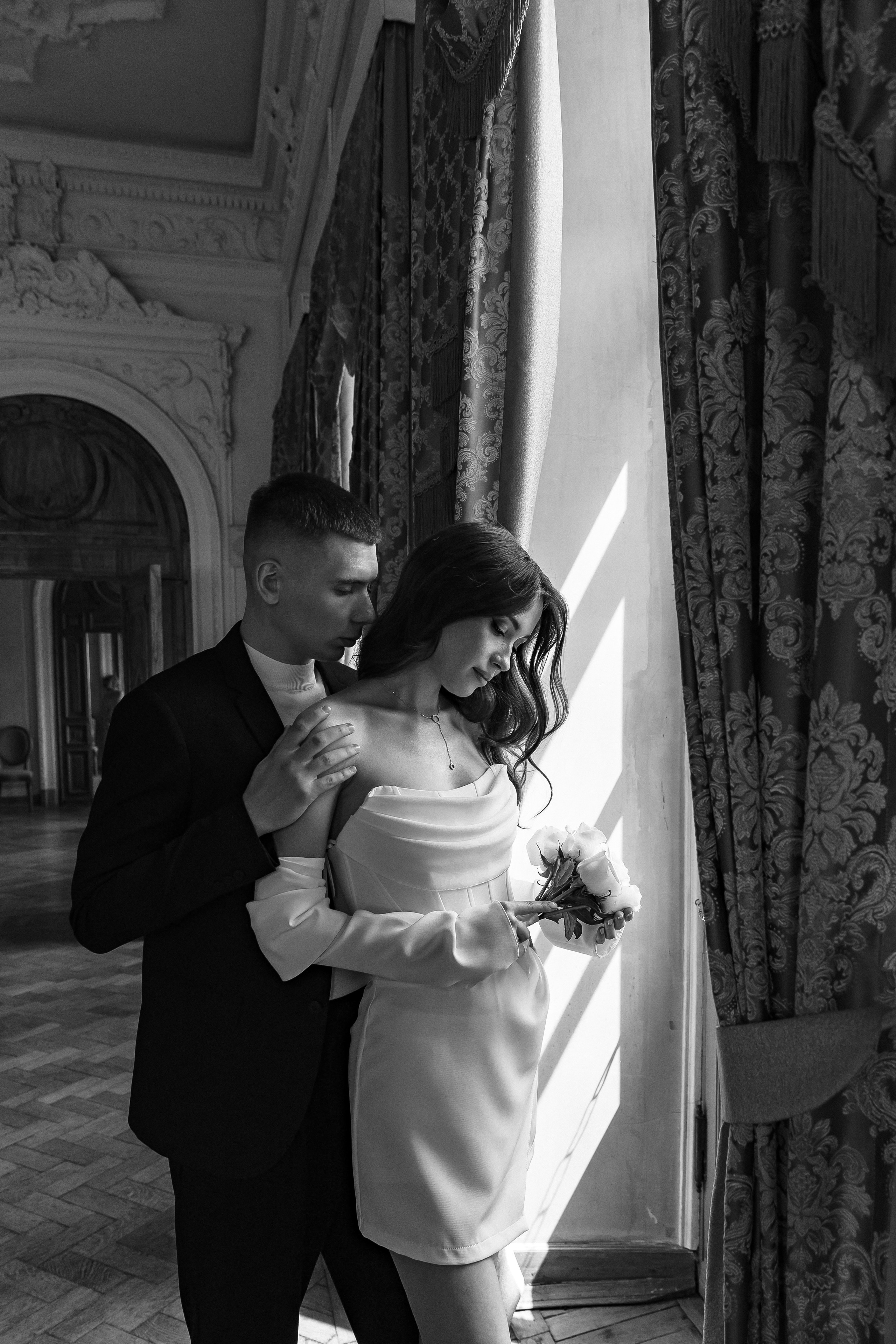 Даниил и Анастасия. Свадебная фотосессия в Библиотеке-читальне им. А. С. Пушкина. Фотограф и видеограф Анна Домашенко