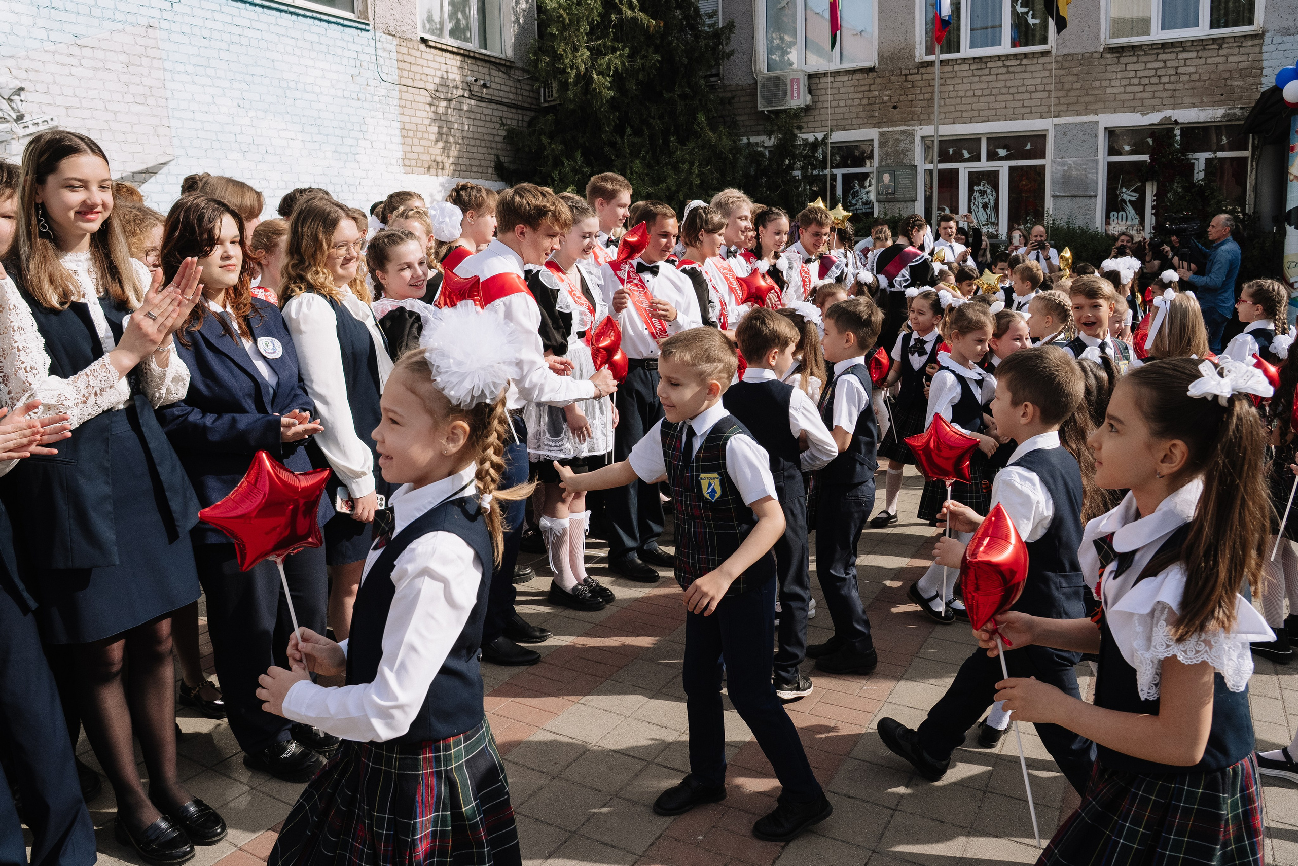 11 класс 40 школа. Выпускные альбомы Натальи Бутко: Новороссийск, Анапа, Геленджик
