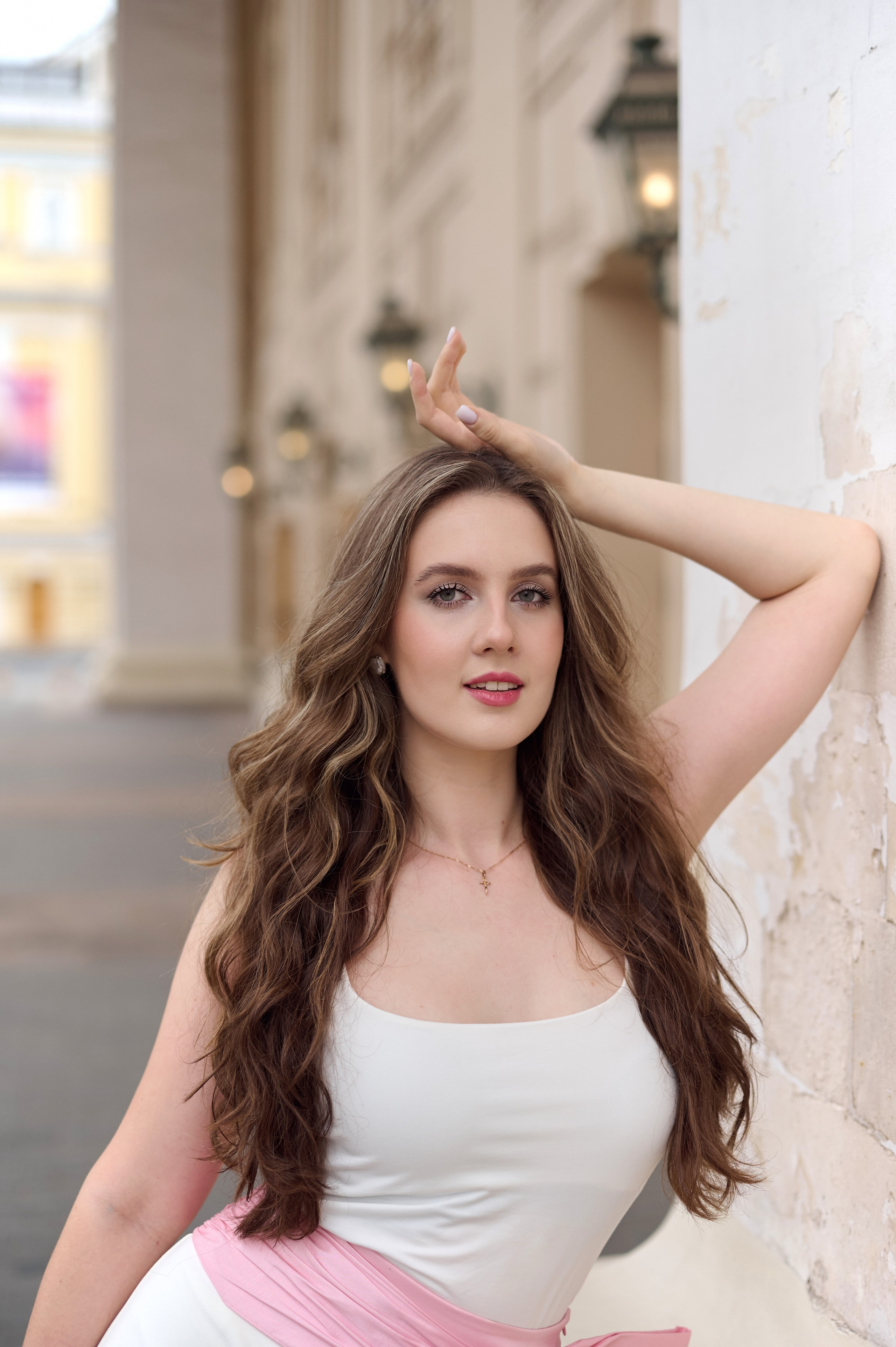 Индивидуальная женская фотосессия с искусственным светом