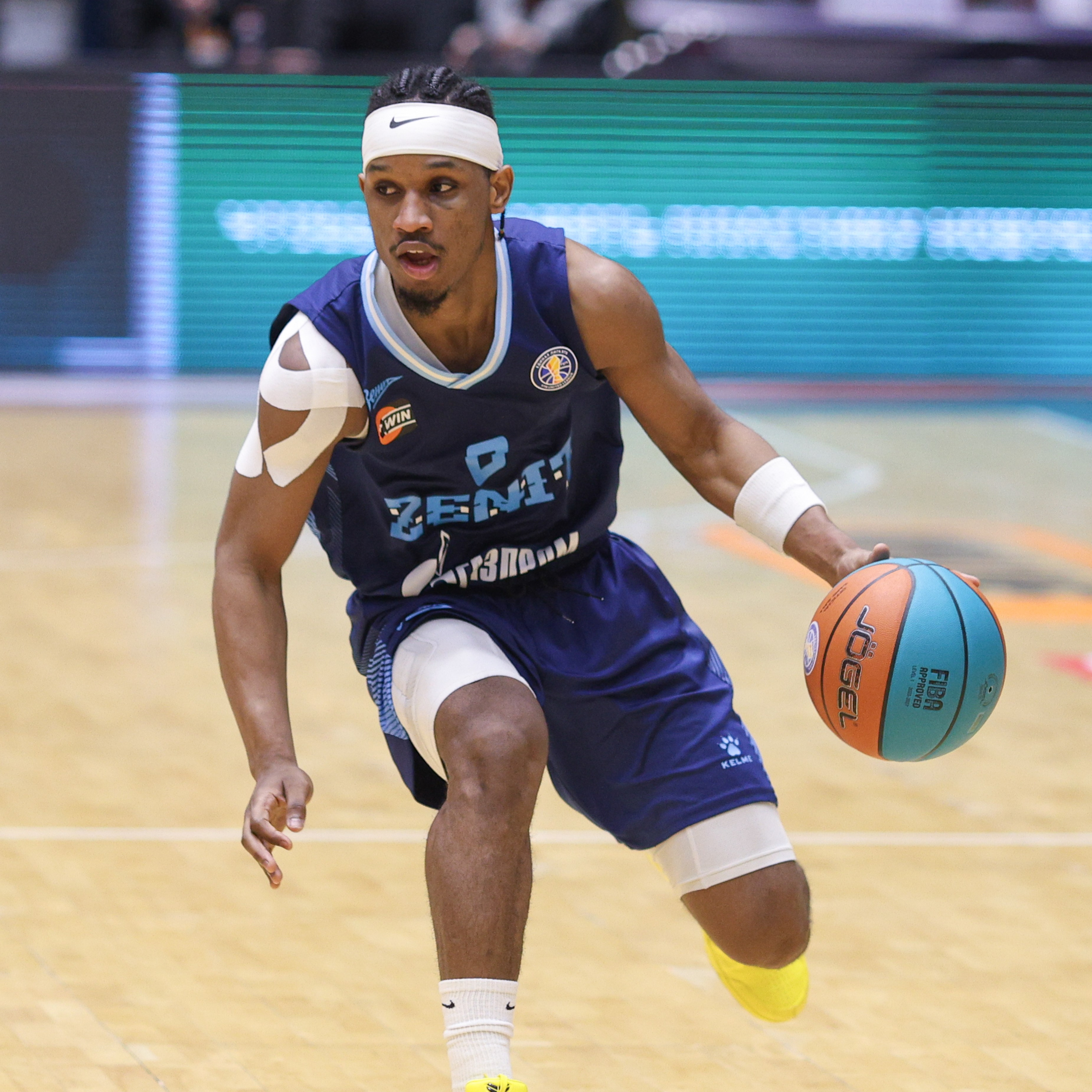 Автодор — Зенит 64-95. Фотограф Дмитрий Алексеев