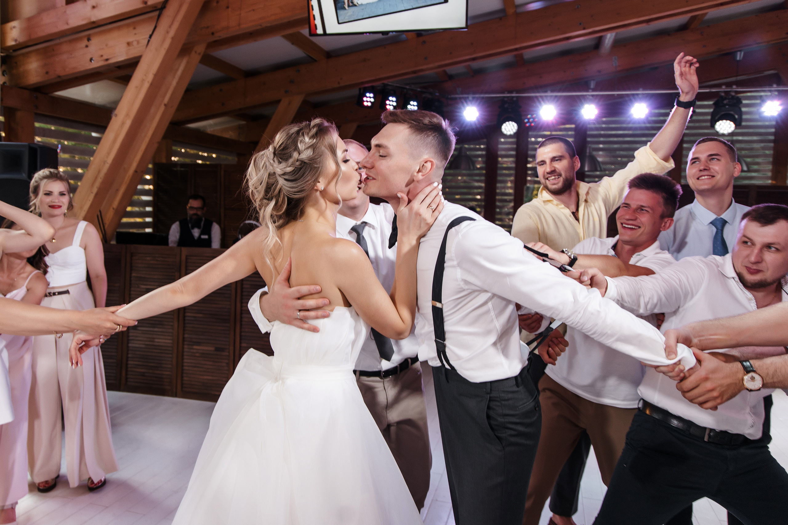 Ready to fly. Свадебный фотограф и видеограф в Москве, Виктор Архилюк