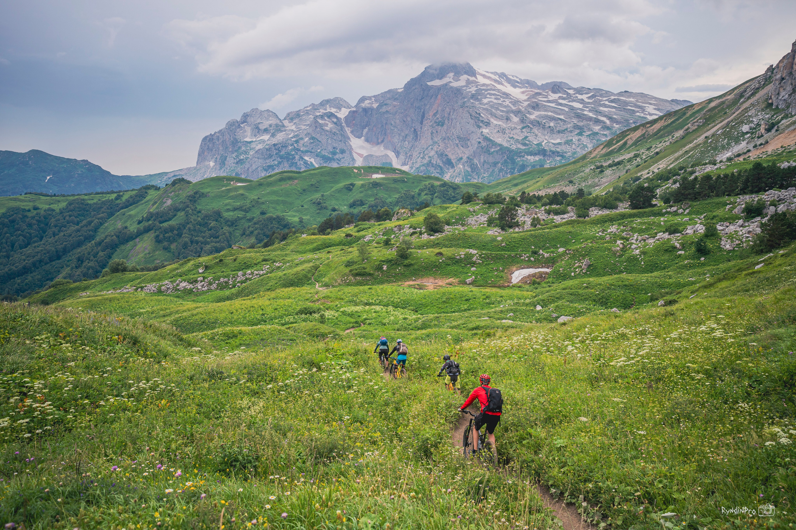 Велотур Велотридцатка 13 июля 2024 Ковальтур. Репортажный фотограф в Краснодаре Рындин Дмитрий