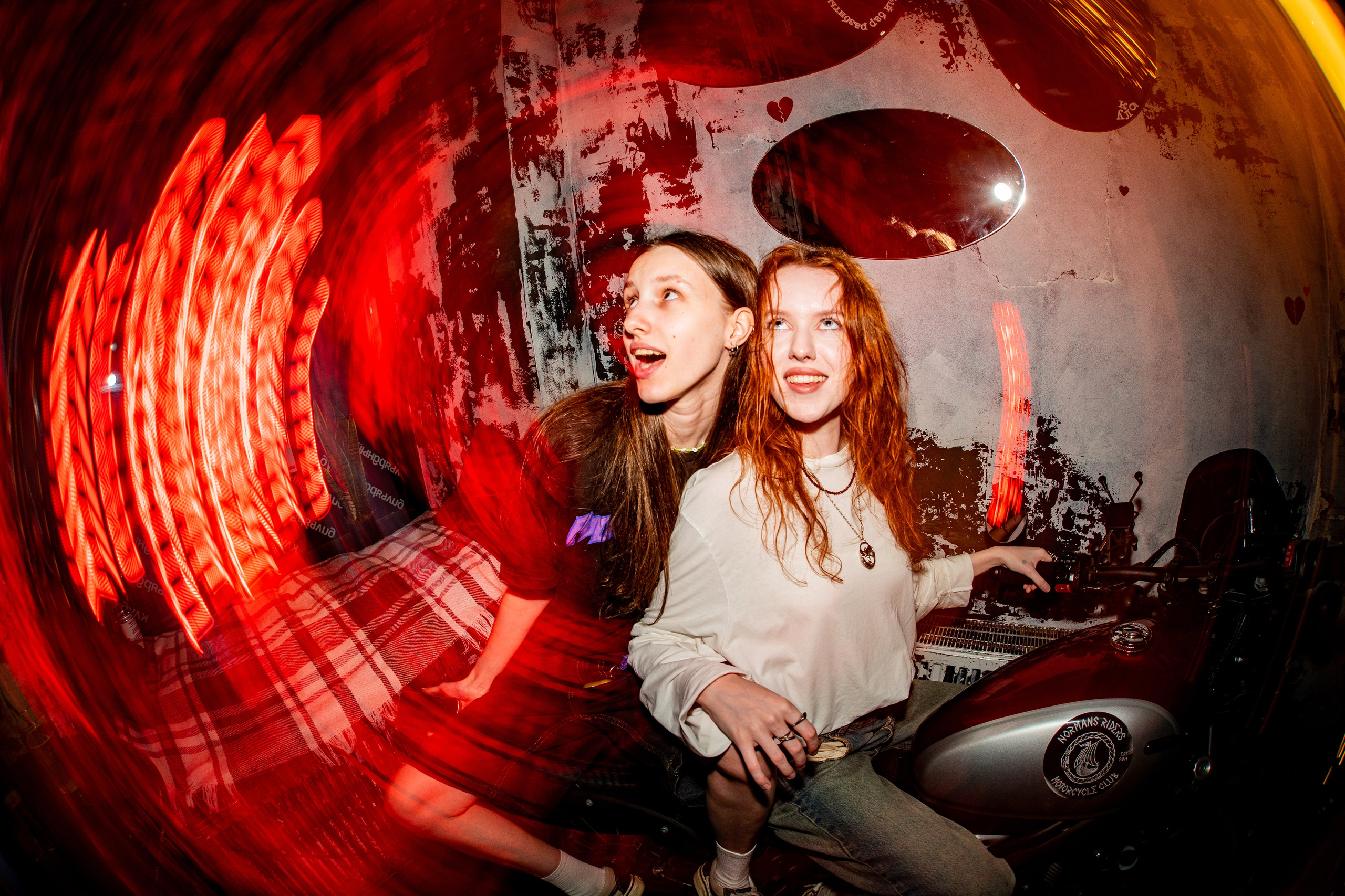 Панк-вечеринка в Баре разбитых сердец. Концертный и репортажный фотограф в Санкт-Петербурге Слава Пахомов