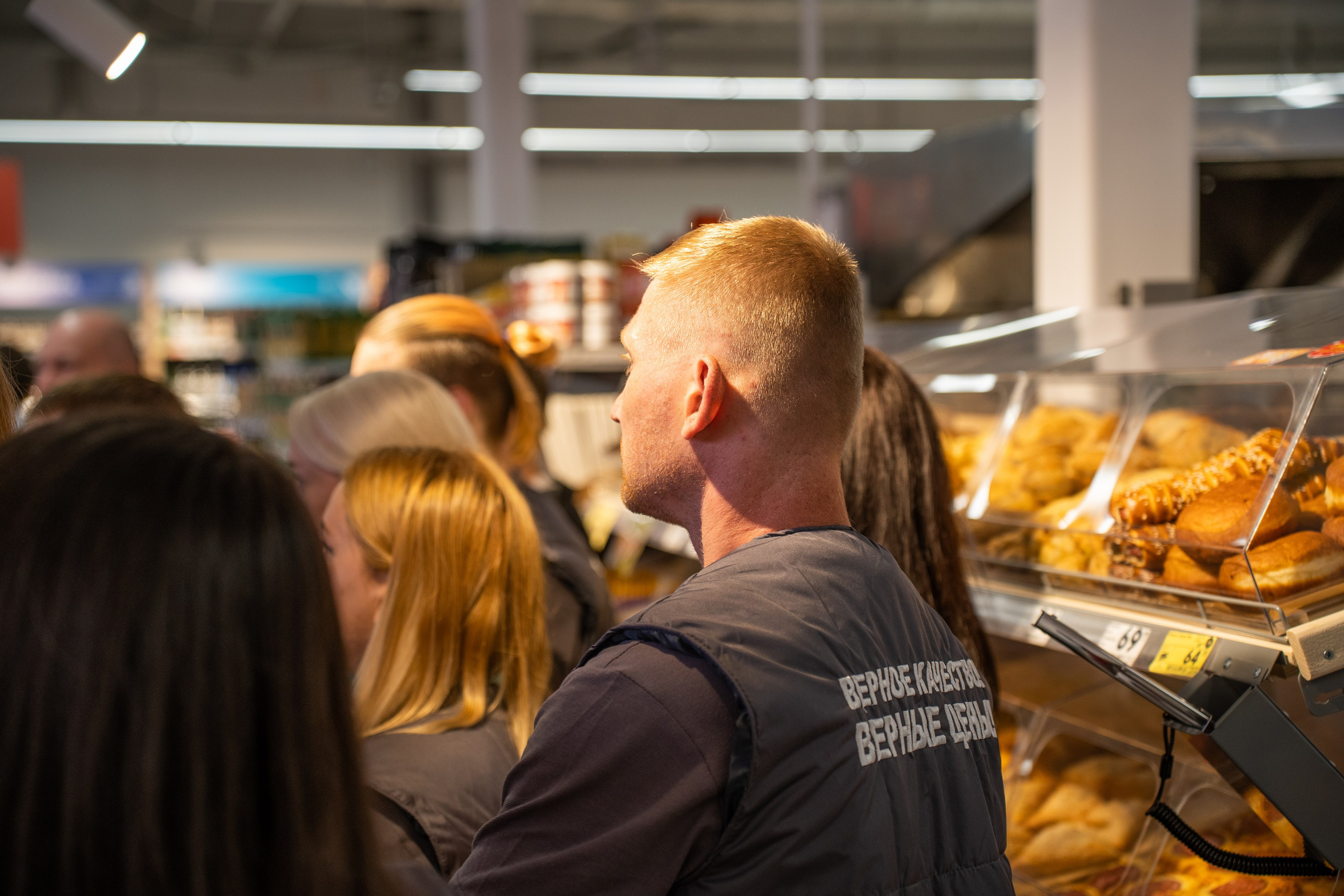 Открытие магазина «Верный». Концертный и репортажный фотограф в Санкт-Петербурге Слава Пахомов