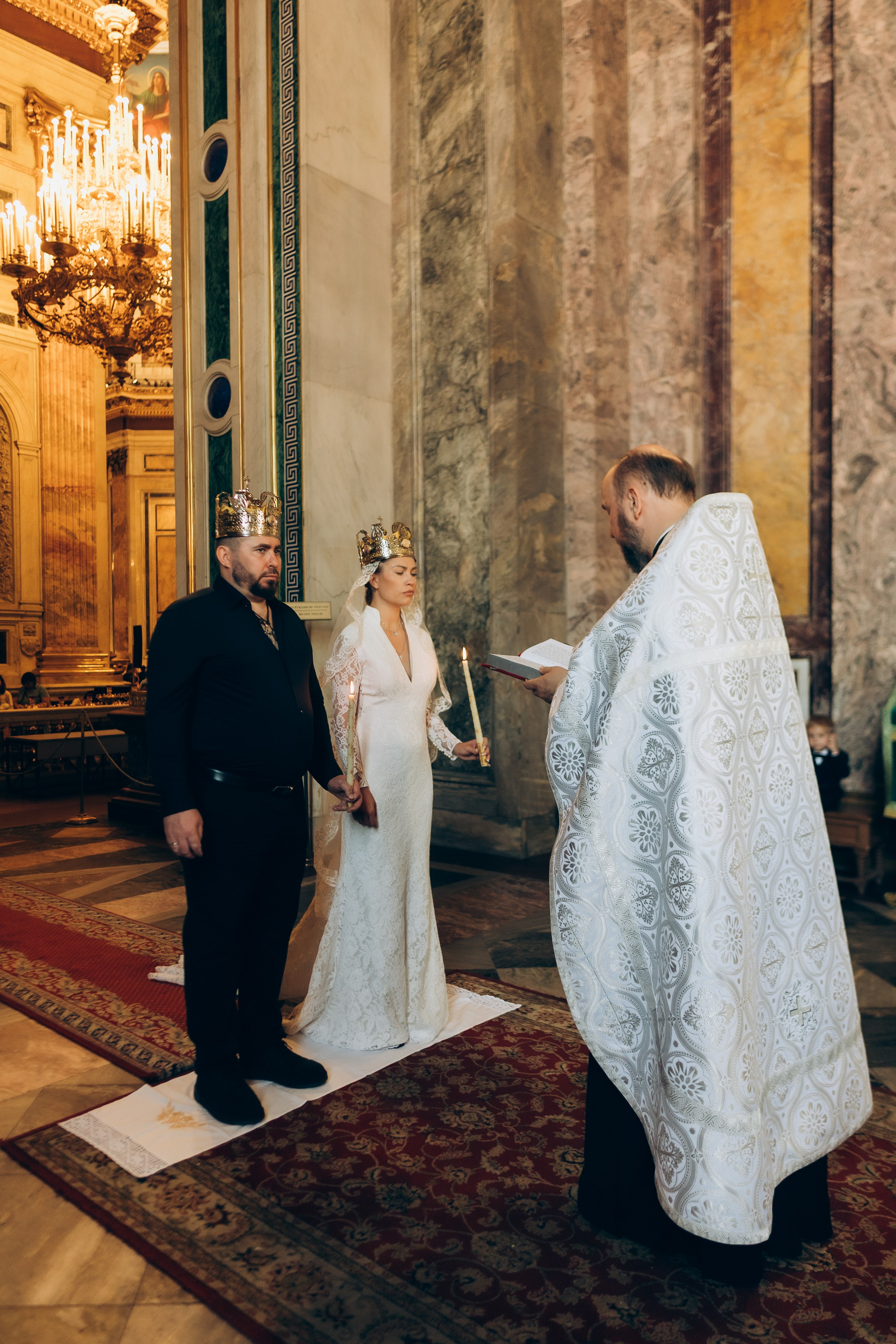 Венчание Исаакиевский. Фотограф ПИТЕР СПБ Надежда Баранова