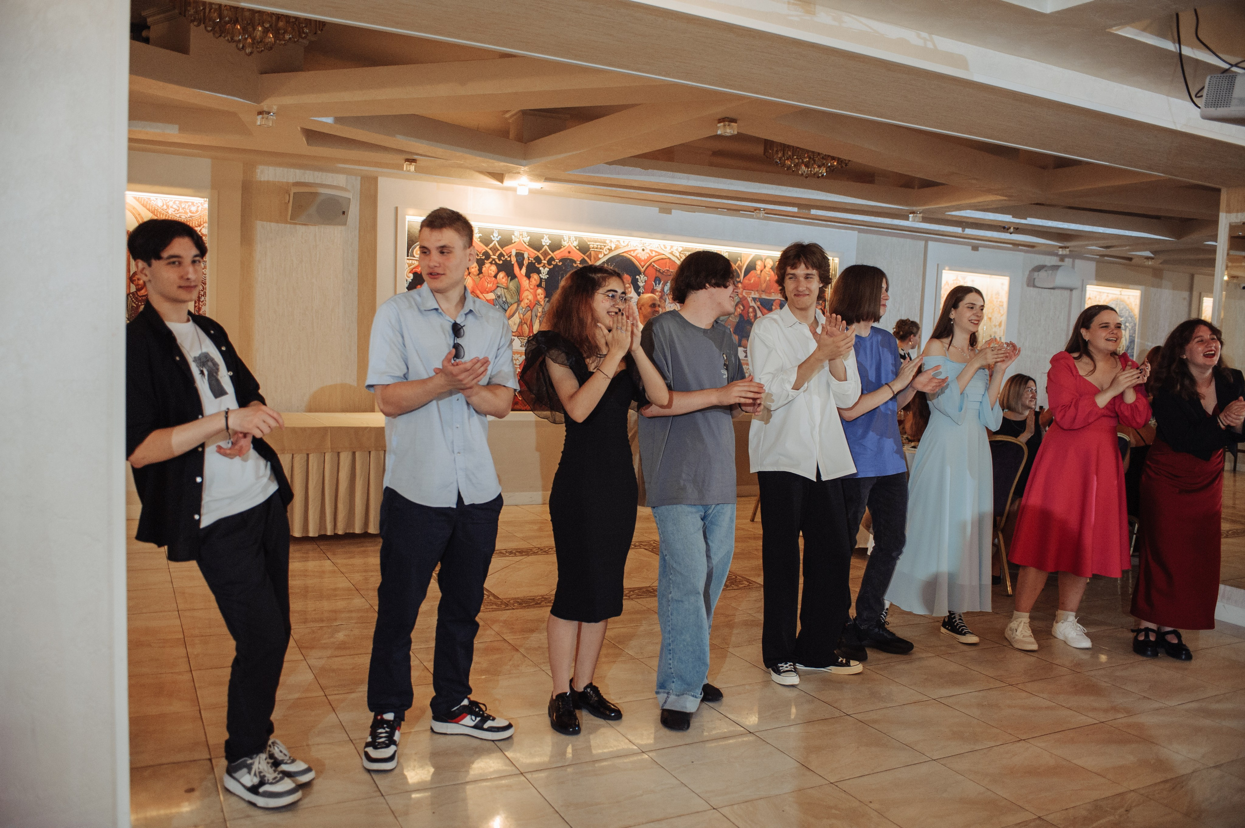 Выпускной 2024. Дмитрий Черяник свадебный и семейный фотограф