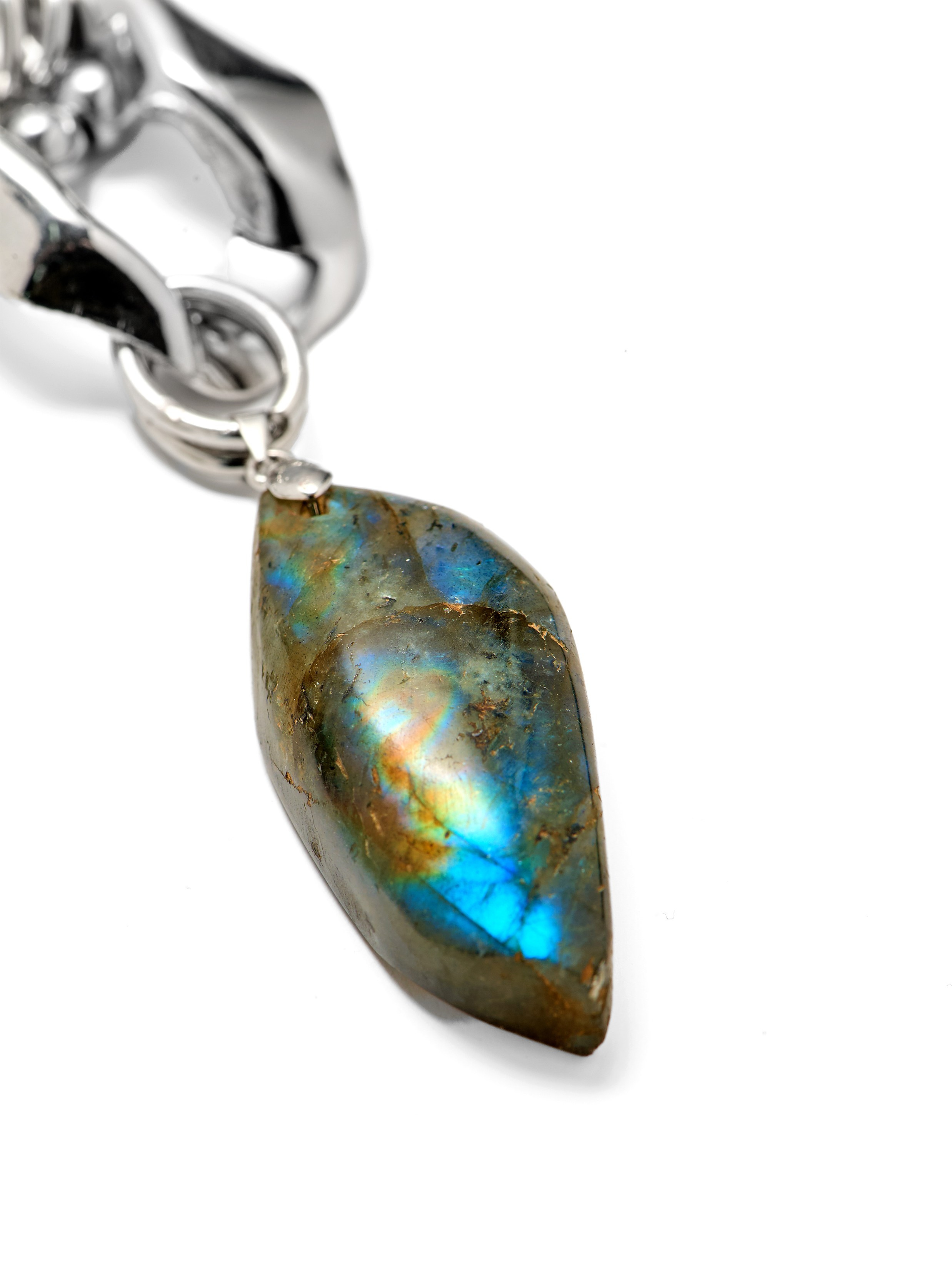 Съемка каталога для бижутерии. Контент фотограф для бизнеса и маркет-плейсов