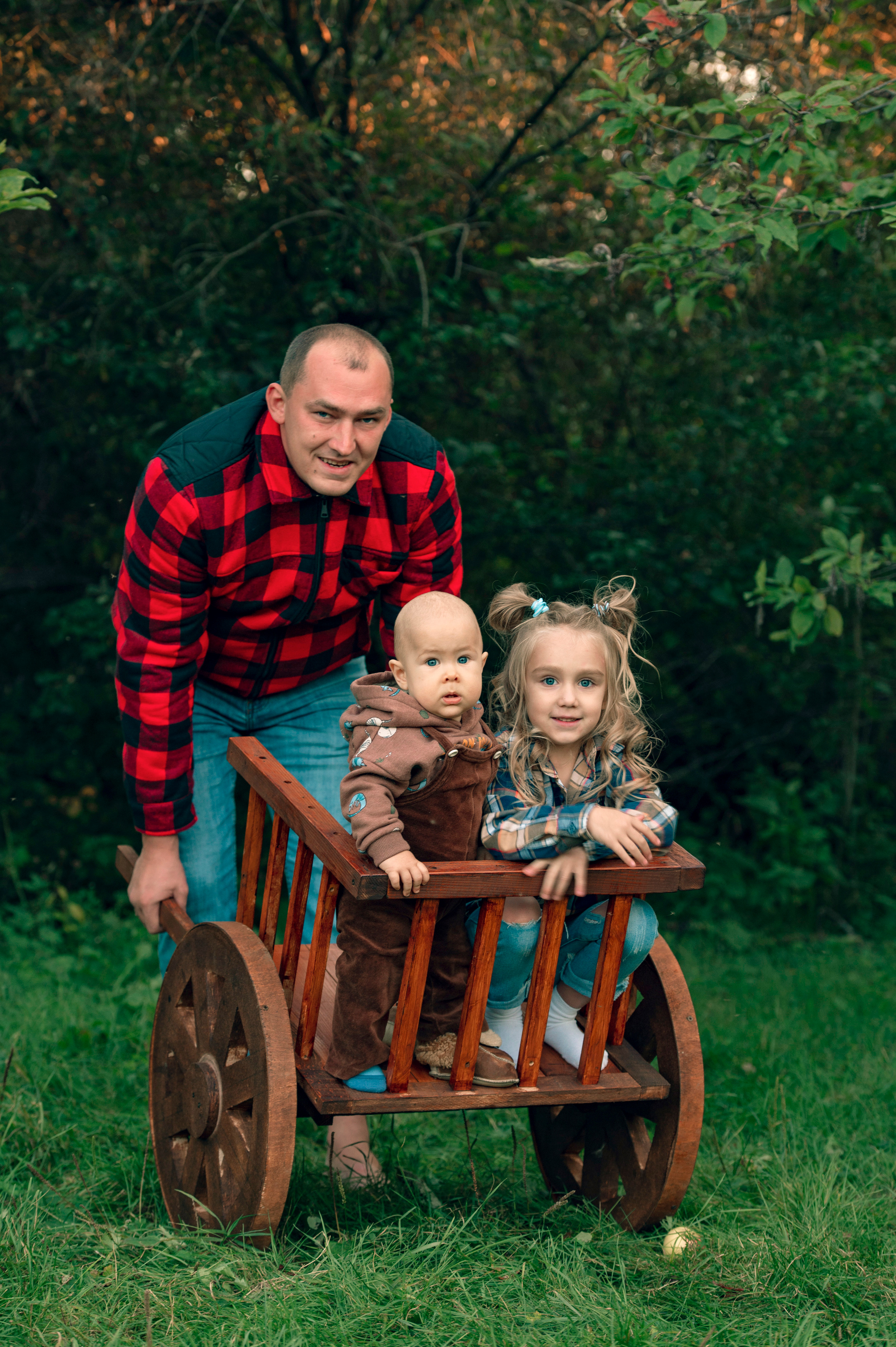 Яблоневый сад. Семейный и детский фотограф в Канске и Канском р-не, Красноярск и