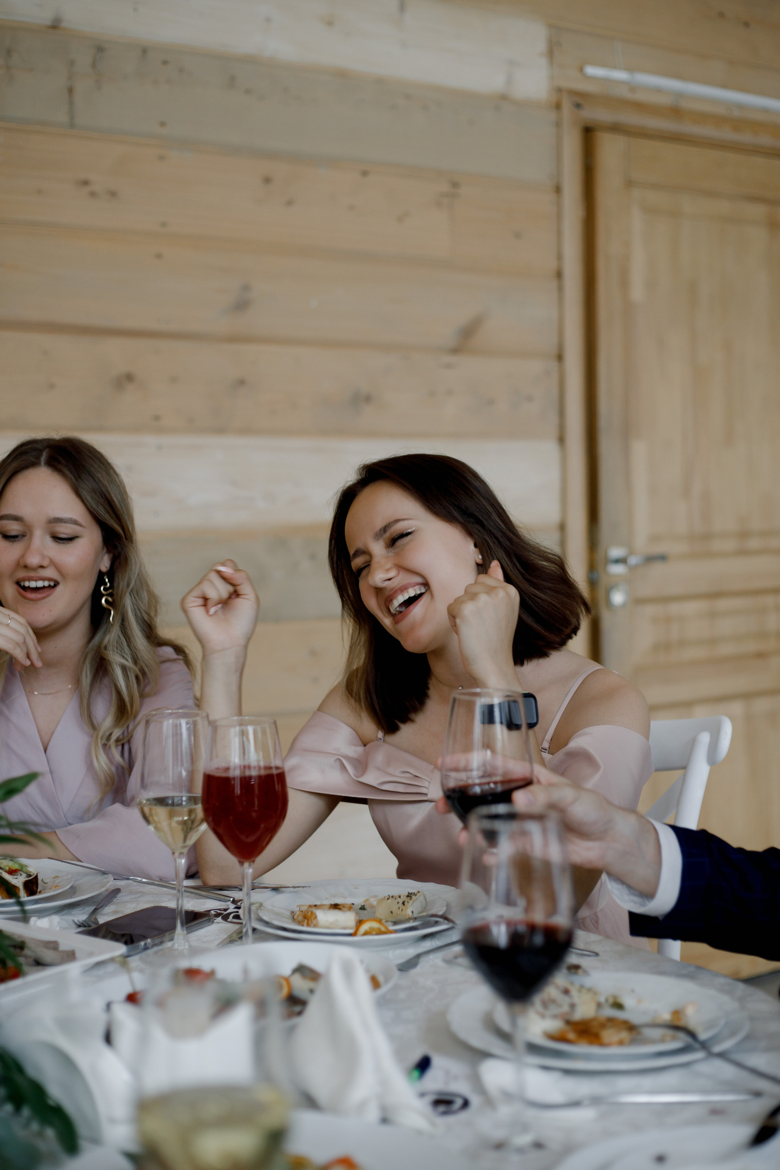 Данил и Алена. Ведущий на свадьбу в Москве Зубков Алексей