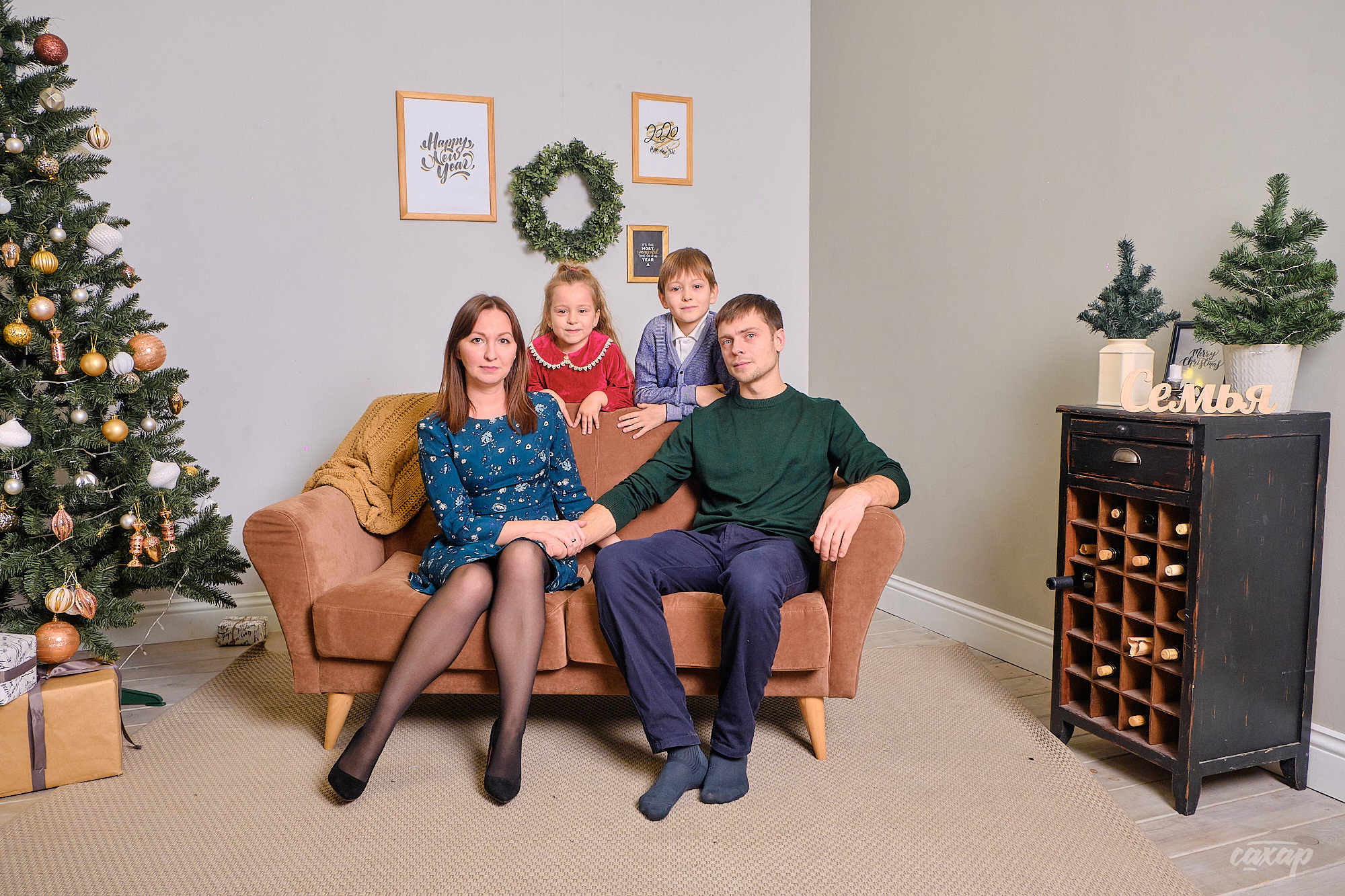 семейный фотограф,фотограф семьи,семейный фотограф юра сахар,фотограф семьи юра сахар,фотограф юра сахар,юра сахар,фотограф сахар,фотограф в екатеринбурге,фотограф екатеринбург,фотограф в екб,фотограф в екате,фотограф на фотосессию,фотограф на новогоднюю фотосессию,заказать фотографа на фотосессию семьи,записаться на фотосессию,записаться на новогоднюю фотосессию,семейная фотосессия,	семейная фотосессия в студии,	семейная фотосессия в студии екатеринбург,семейная фотосессия в студии екб,семейная фотосессия в студии екат,семейные фотосессии с детьми,	семейная фотосессия на природе,	семейная фотосессия фото,семейная фотосессия в студии с детьми,	семейная фотосессия весной,семейная фотосессия екатеринбург,семейная фотосессия екб,семейная фотосессия екат,		семейная фотосессия цена,семейная фотосессия недорого,семейная беременная фотосессия,семейная фотосессия на улице,семейная фотосессия летом,семейная фотосессия в джинсах,семейная фотосессия в белом,семейная фотосессия дома,семейная фотосессия на природе весной,новогодняя фотосессия семейная,семейные фотосессии с детьми на природе,семейные фотосессии маленьким,весенняя семейная фотосессия,семейная пара фотосессия,фотосессии семейных пар,семейная фотосессия с маленьким ребенком,семейная фотосессия на природе летом,цена семейной фотосессии в студии,семейная фотосессия в саду,семейная фотосессия год,пасхальная фотосессия семейная,семейная фотосессия в парке,семейная фотосессия на годик,фотосессия семьи,фотосессия семьи в екатеринбурге,екатеринбург в екб,подарочный сертификат,купить подарочный сертефикат,подарочный сертификат на семейную фотосессию,подарочный сертификат на фотосессию семьи,купить подарочный сертификат на семейную фотосессию,купить подарочный сертификат на фотосессию семьи,фотосессия семьи,фотосессия семья дети,фотосессия с семьей в студии,фотосессия семьи на природе,образы для фотосессии для семьи,фотосессия беременной с семьей,фотосессия большой семьи,фотосессии весной семьей,фотосессия семьи на улице,фотосессия семьи екатеринбург,фотосессия семьи цена,фотосессия семья лето,идеи фотосессии семьи на природе,фотосессии семьи с ребенком в студии,фотосессия семьи дома,весенняя фотосессия семьи,фотосессия семья в джинсах,фотосессия для семьи спб,фотосессия семья в белом,день семьи фотосессия,фотосессия пикник семья,футболки для фотосессии для всей семьи,красивая фотосессия семьи,фотосессия весной на улице семьей,фотосессия семьей,фотосессия многодетной семьи,фотосессия семьи с маленьким,	фотосессия семьи с маленьким ребенком,	летняя фотосессия семьи,домашняя фотосессия семьи,фотосессия екб в студии для семьи,новогодние фотосессия семья,фотосессия большой семьи в студии,семейная фотосессия большая семья,фотосессия семьи в парке,семейная фотосессия на природе весной,семейные фотосессии с детьми на природе,семейная фотосессия на природе летом,фотосессии семейные на природе,семейная фотосессия на природе с детьми летом,	семейная фотосессия весной на природе с детьми,весенние фотосессии на природе семейные,идеи семейных фотосессий на природе летом,образы для семейной фотосессии на природе,летняя семейная фотосессия на природе,семейная фотосессия с собакой на природе,	семейная фотосессия дома,семейная фотосессия в загородном доме,семейная фотосессия дома на даче,семейная фотосессия с детьми дома,пасхальная фотосессия семейная дома,семейная фотосессия дома с малышом,фотосессия семейная с маленьким ребенком дома,фотосессия пикник,	фотосессия пикник на природе,	семейная фотосессия пикник,	семейная фотосессия с палаткой,фотосессия пикник семья,фотосессия пикник с ребенком,	фотосессия на пикнике,фотосессия в стиле пикник,фотосессия пикник на природе весной,фотосессия пикник на природе семьей,фотосессия пикник на природе с ребенком,пикник осенняя фотосессия фотосессия,фотосессия пикник в лесу,фотосессия пикник на природе екатеринбург,фотосессия пикник на природе екб,стоимость семейной фотосессии,стоимость семейной фотосессии в екатеринбурге,сколько стоит семейная фотосессия,сколько стоит семейная фотосессия в екатеринбурге,записаться на семейную фотосессию,записаться на семейную фотосессию в екатеринбурге,записаться на фотосессию семьи в екатеринбурге,записаться на фотосессию семьи,Новогодняя фотосессия,новогодняя фотосессия в екатеринбурге,новогодняя фотосессия в екб,новогодняя фотосессия,	новогодние фотосессии в студии,	новогодние фотосессии в студии	екатеринбург,новогодняя фотосессия семейная,	детская новогодняя фотосессия,	фотосессия новогодние идеи,	новогодняя фотосессия беременной,	новогодняя фотосессия детский сад,	новогодняя фотосессия с ребенком,	новогодняя фотосессия,		семейная фотосессия в новогодней студии,	новогодние фотосессии цены,		новогодние фотосессия семья,новогодняя фотосессия дома,новогодние фотосессии малышей,новогодние фотосессии в студии дети,новогодние парные фотосессии,новогодняя фотосессия парнаяновогодняя фотосессия с собакой,семейная новогодняя фотосессия с детьми,новогодняя фотосессия белая,новогодняя фотосессия с малышом в студии,новогодняя фотосессия в свитерах,однажды в екатеринбурге фотосессия новогодняя,новогодняя фотосессия в красном,новогодние фотосессии 2022,новогодние фотосессии 2023,новогодние фотосессии 2024,новогодние фотосессии 2025,новогодние фотосессии 2026,новогодняя фотосессия 2022,новогодняя фотосессия 2023,новогодняя фотосессия 2024,новогодняя фотосессия 2025,новогодняя фотосессия 2026,семейная новогодняя фотосессия в студии,новогодняя фотосессия семейная,фотограф на новогоднюю фотосессию,стоимость новогодней фотосессии,новогоднее фотосессия на улице,новогодняя фотосессия в джинсах,новогодняя фотосессия семейная,семейная фотосессия в новогодней студии,семейная новогодняя фотосессия с детьми,