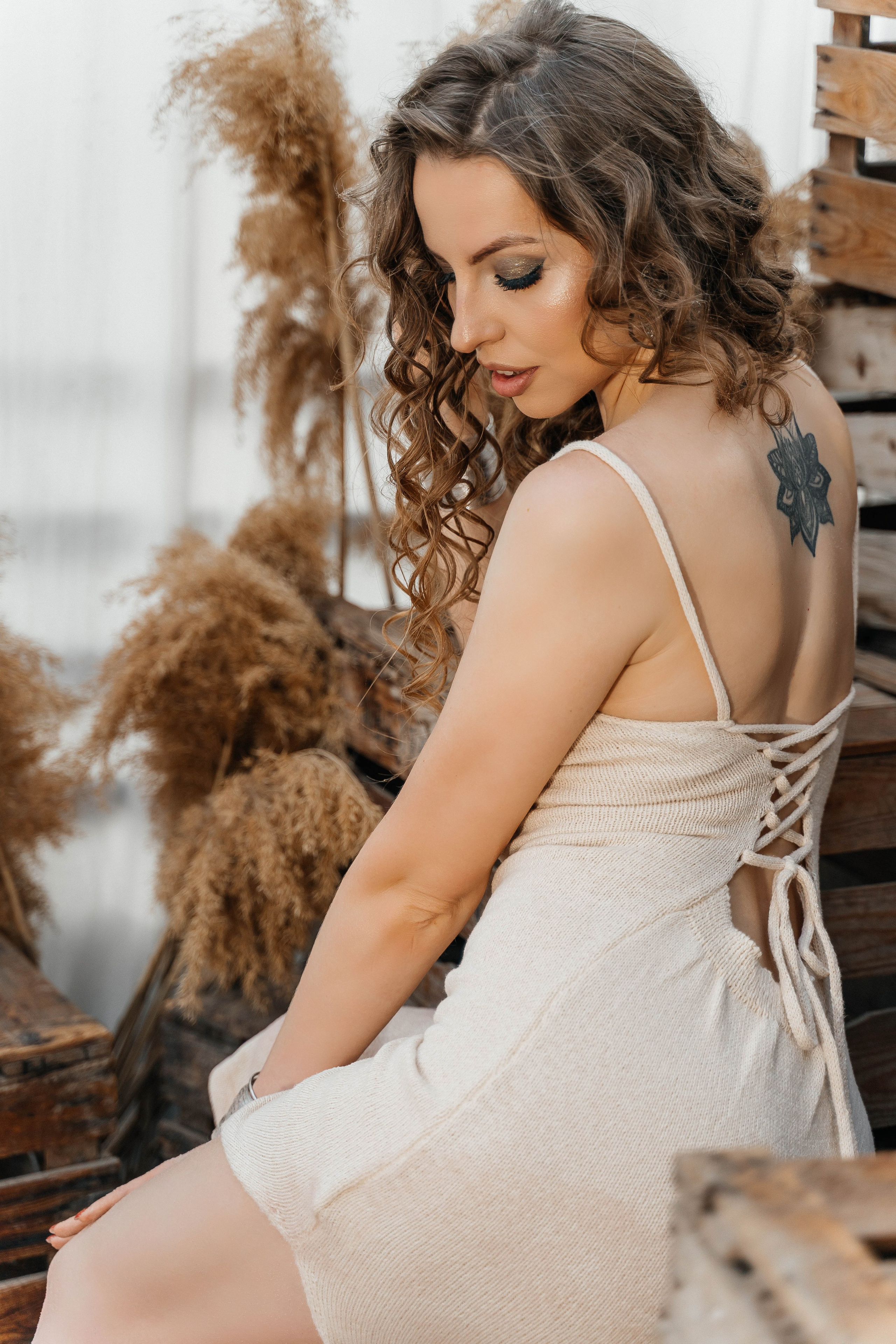 Съемки в интерьере студий. Виктория Алпеева — фотограф по любви