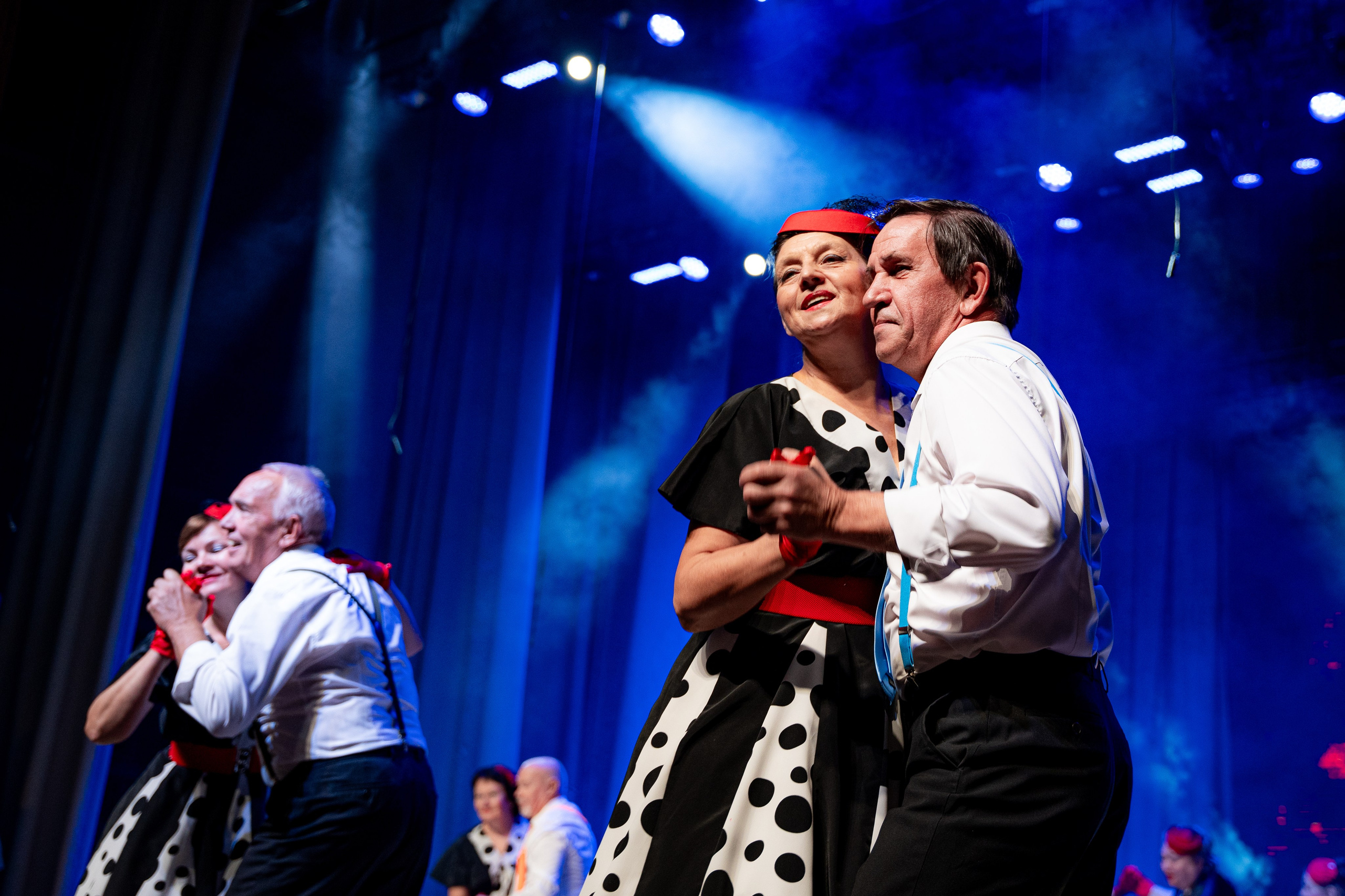 Городской фестиваль творчества ветеранов «Мудрость поколений говорит» 2024. Портретный и репортажный фотограф в Воронеже: Анастасия Пузикова