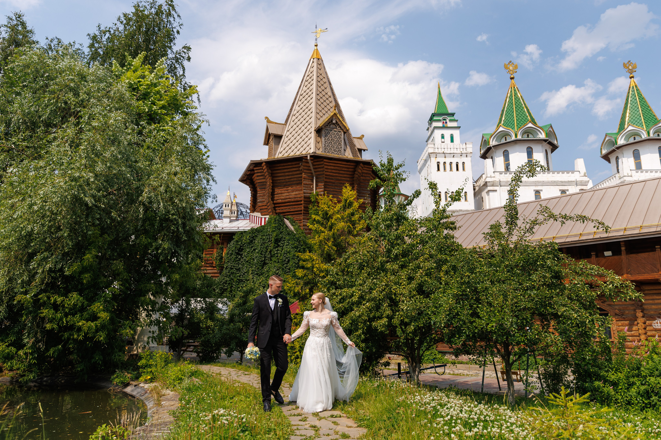 Свадебная фотосессия в Измайловском кремле. Свадебный фотограф Москва и МО Сергей Киржаев
