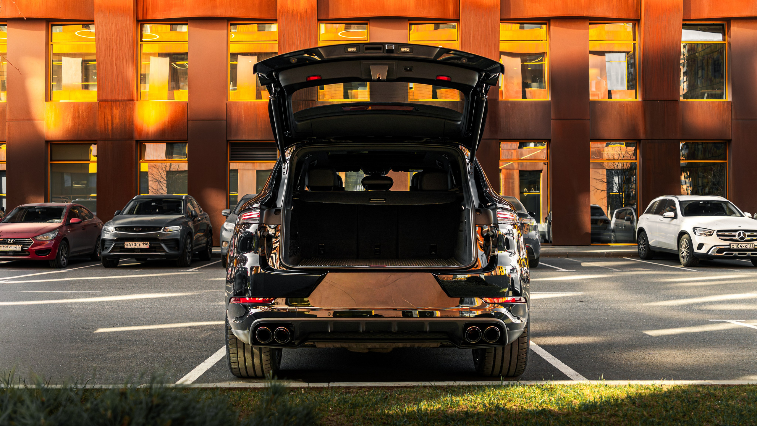 Porsche Cayenne. Valya Fleks