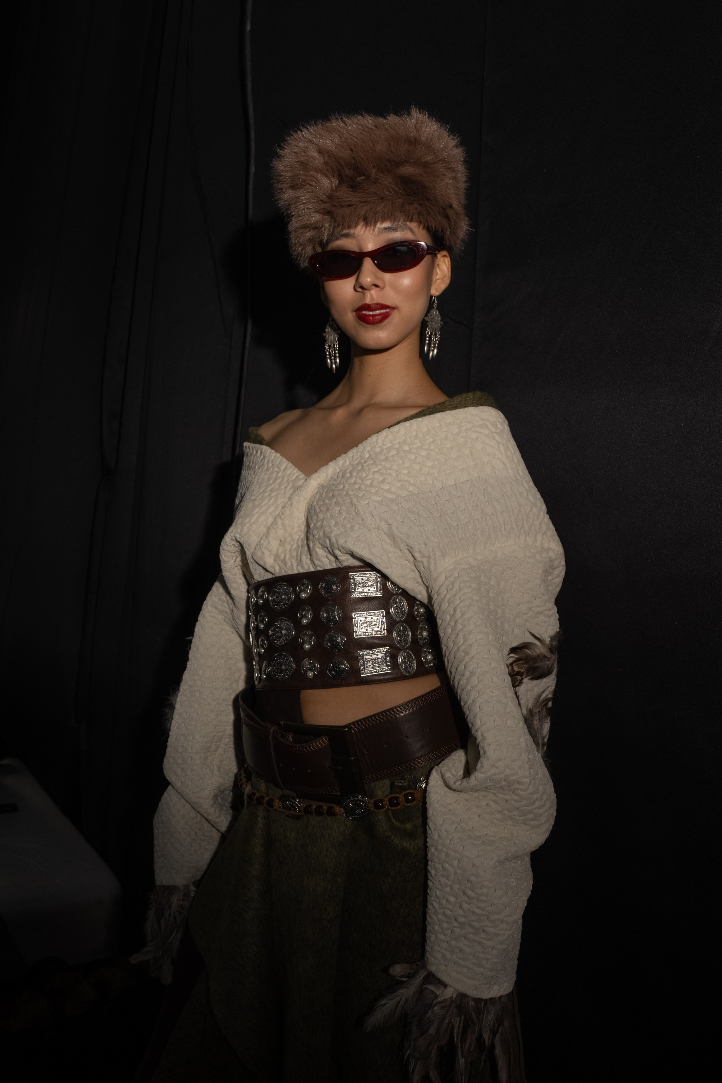 Visa Fashion week Almaty Backstage Day 3. Сайт Алматинского НЮ АРТ, будуар и фэшн фотографа Дениса Карпенко