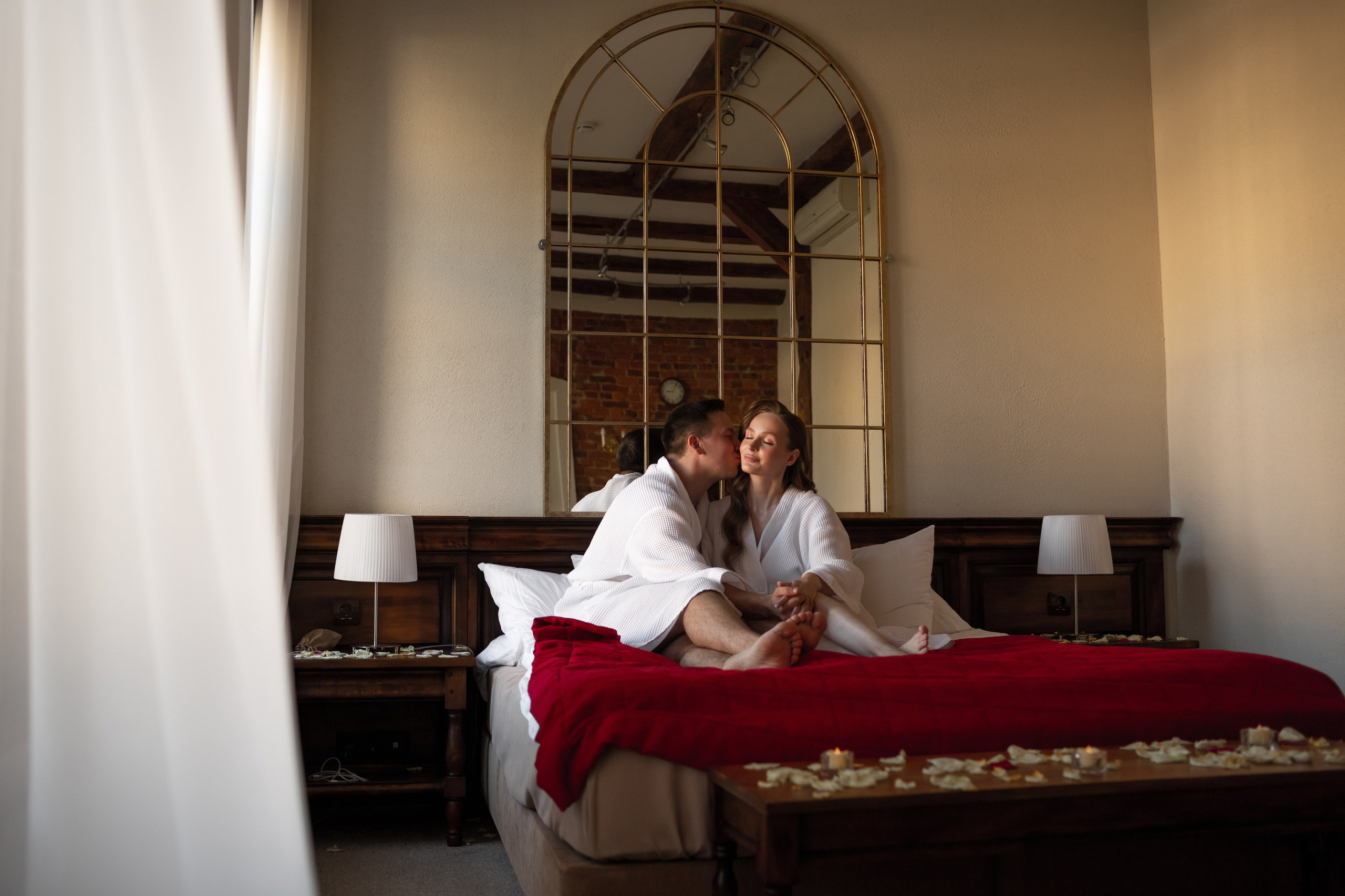 Свадьба в Петербурге в сентябре. Свадебный фотограф Кирилл Белый