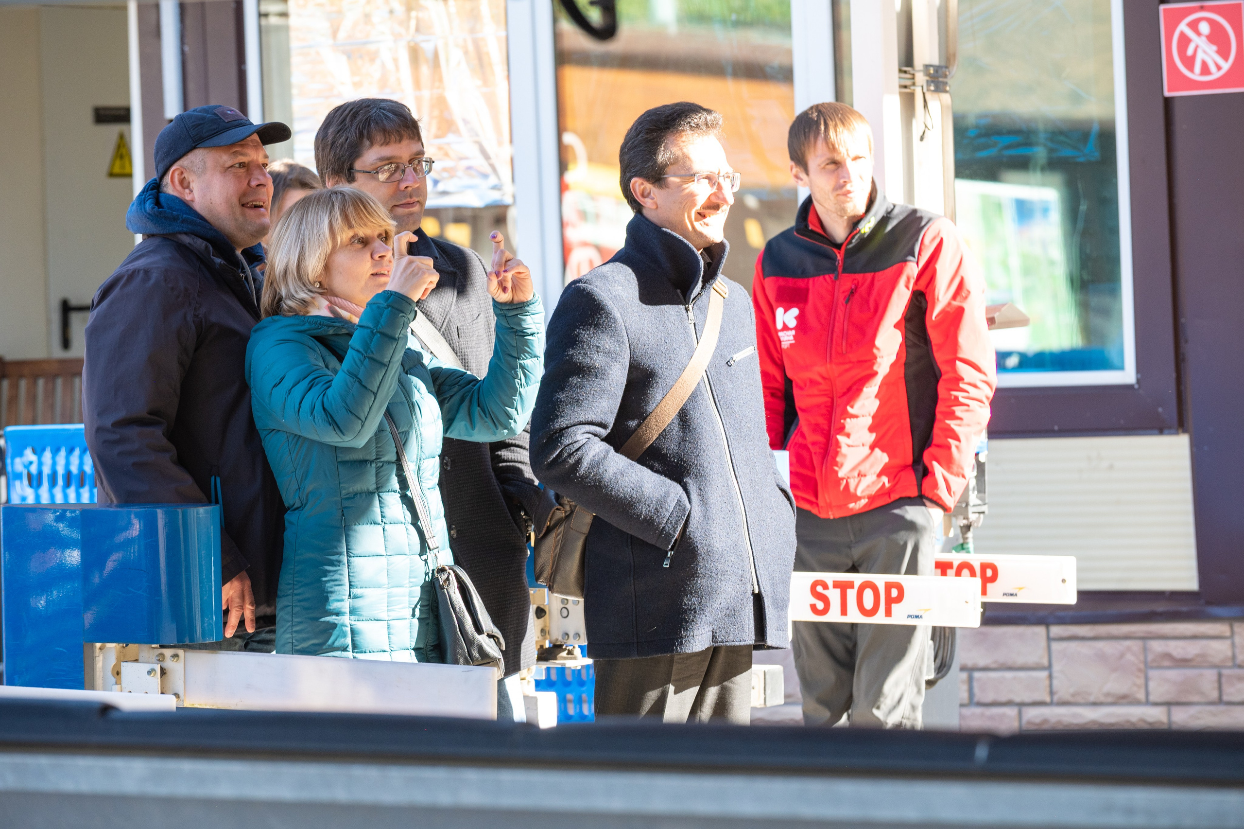 Mice мероприятие — прогулка на водопад Поликаря на курорте Красная Поляна. Репортажный фотограф в Красной Поляне и Сочи Павлюченко Екатерина