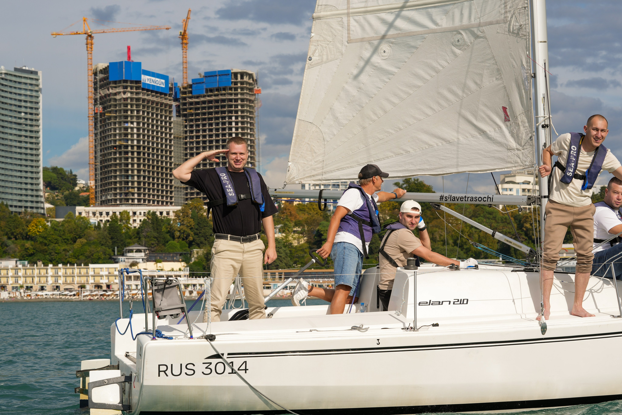 Яхтенная регата для компании Агрегатка. Репортажный фотограф в Красной Поляне и Сочи Павлюченко Екатерина