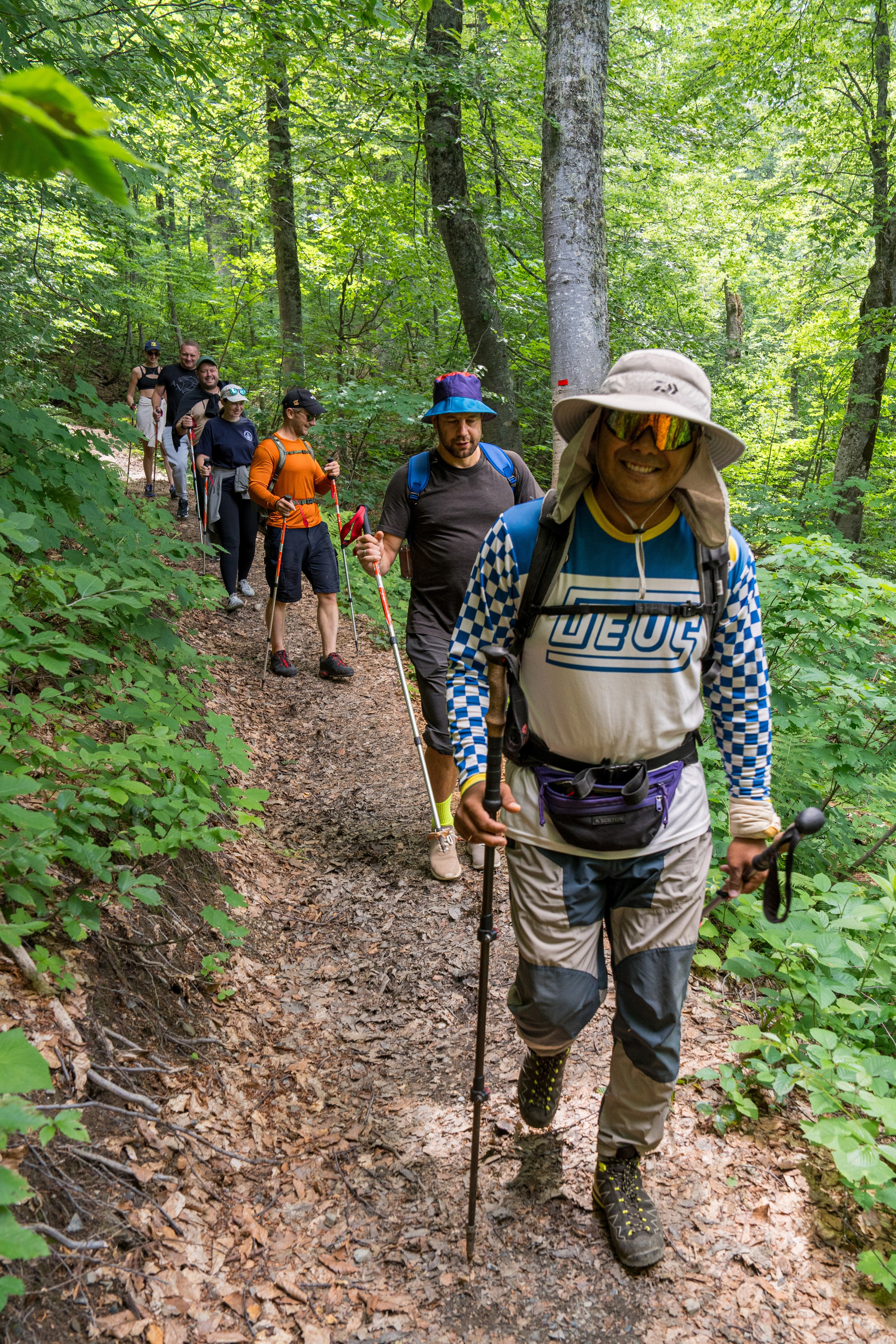 MICE мероприятие для компании «Доставка морем»: хайкинг к Ачипсинским водопадам. Репортажный фотограф в Красной Поляне и Сочи Павлюченко Екатерина