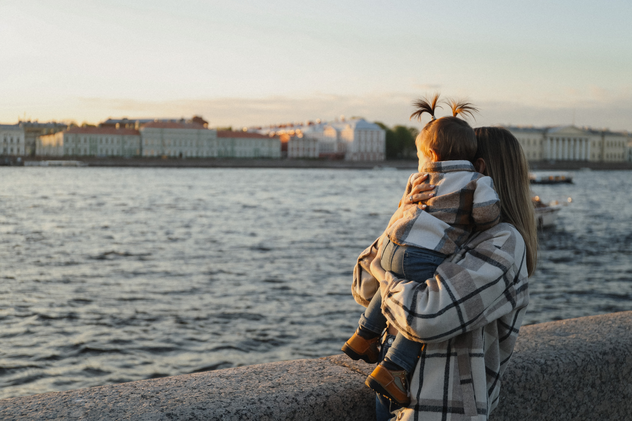 Чудесная прогулка возле Исакиевского собора🤍. Фотограф на роды в Санкт-Петербурге, семейный, нью-борн Алиса Хрекова