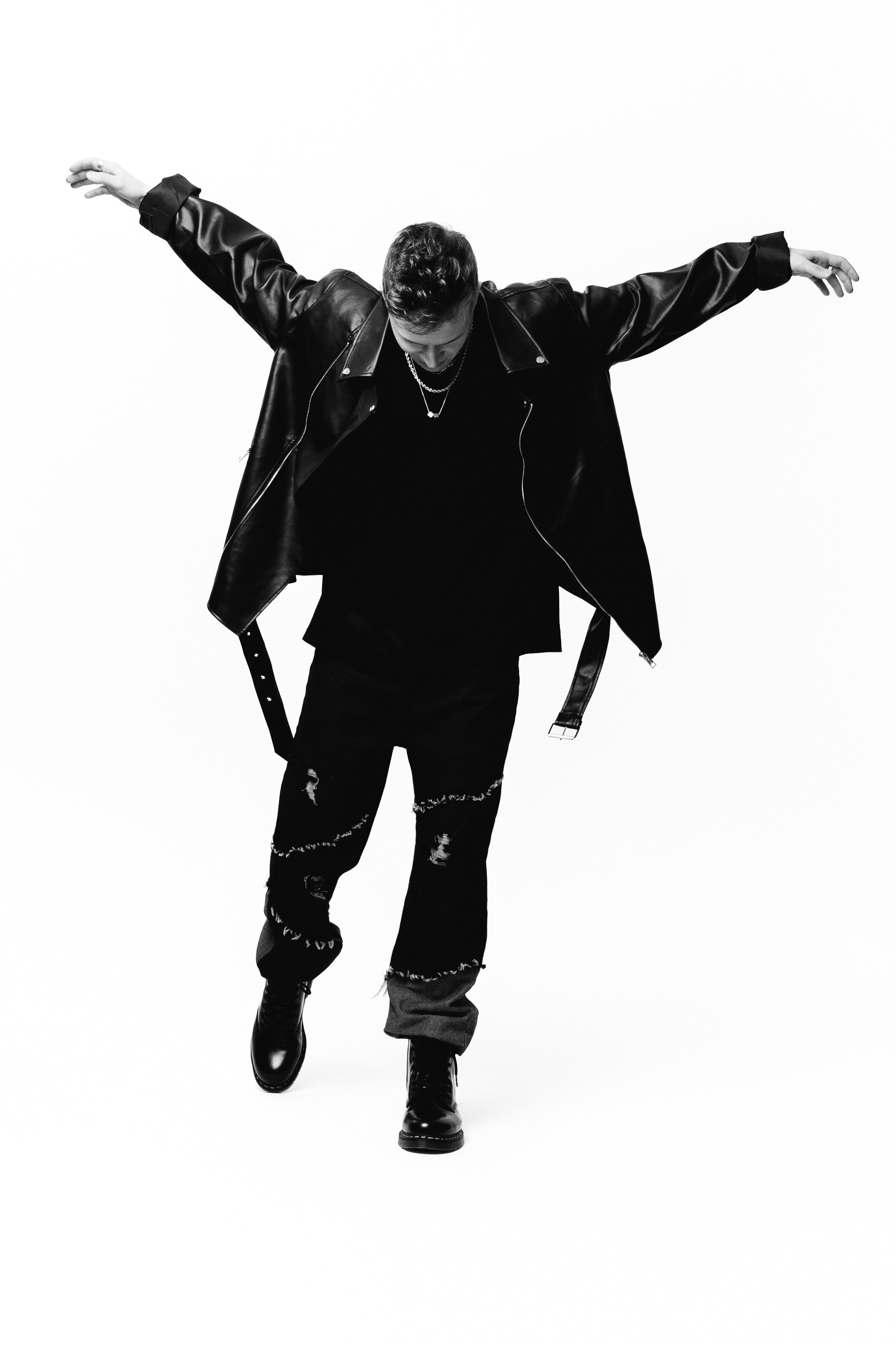 IOSTRA. Фотограф