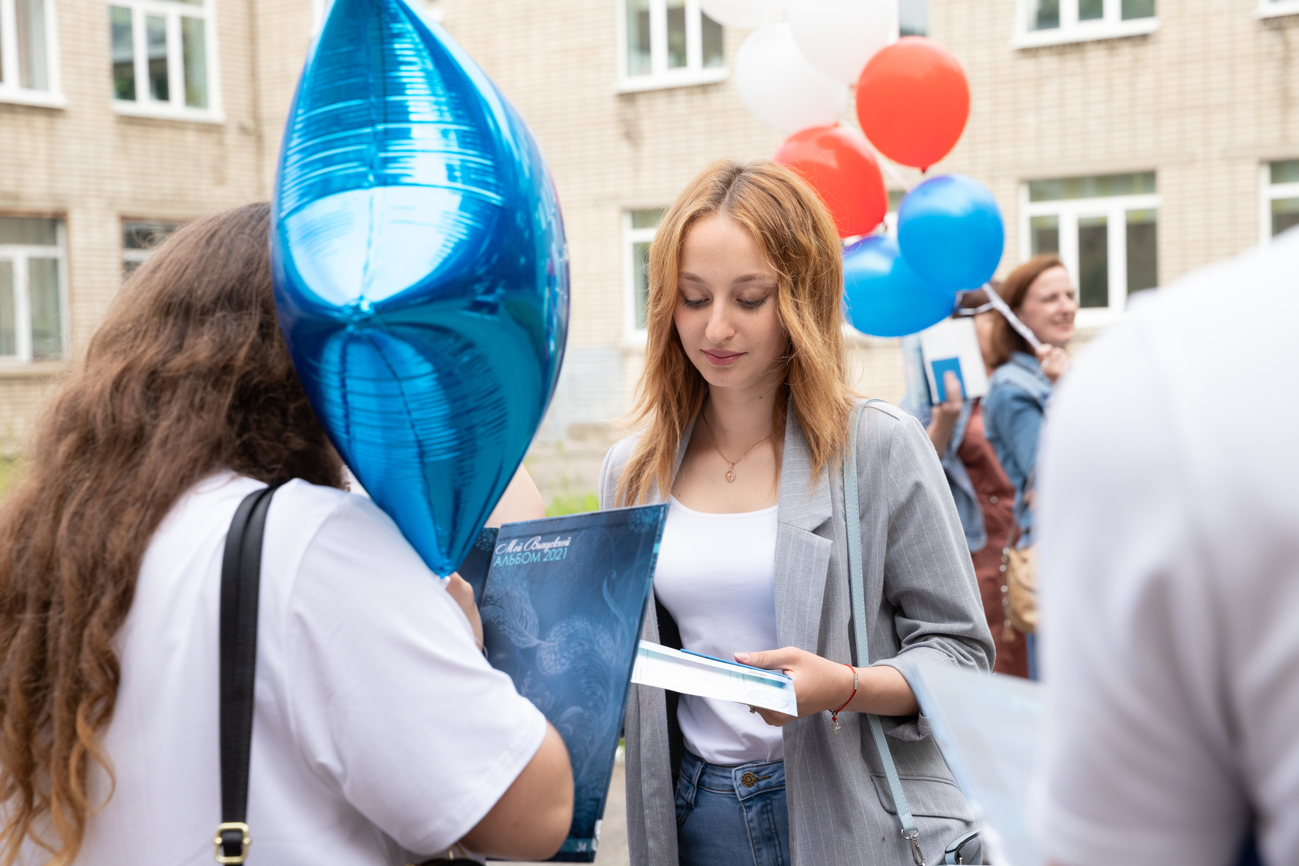 Фотограф на выпускной 11 класса. Фотограф во Владивостоке Фролова Наталья
