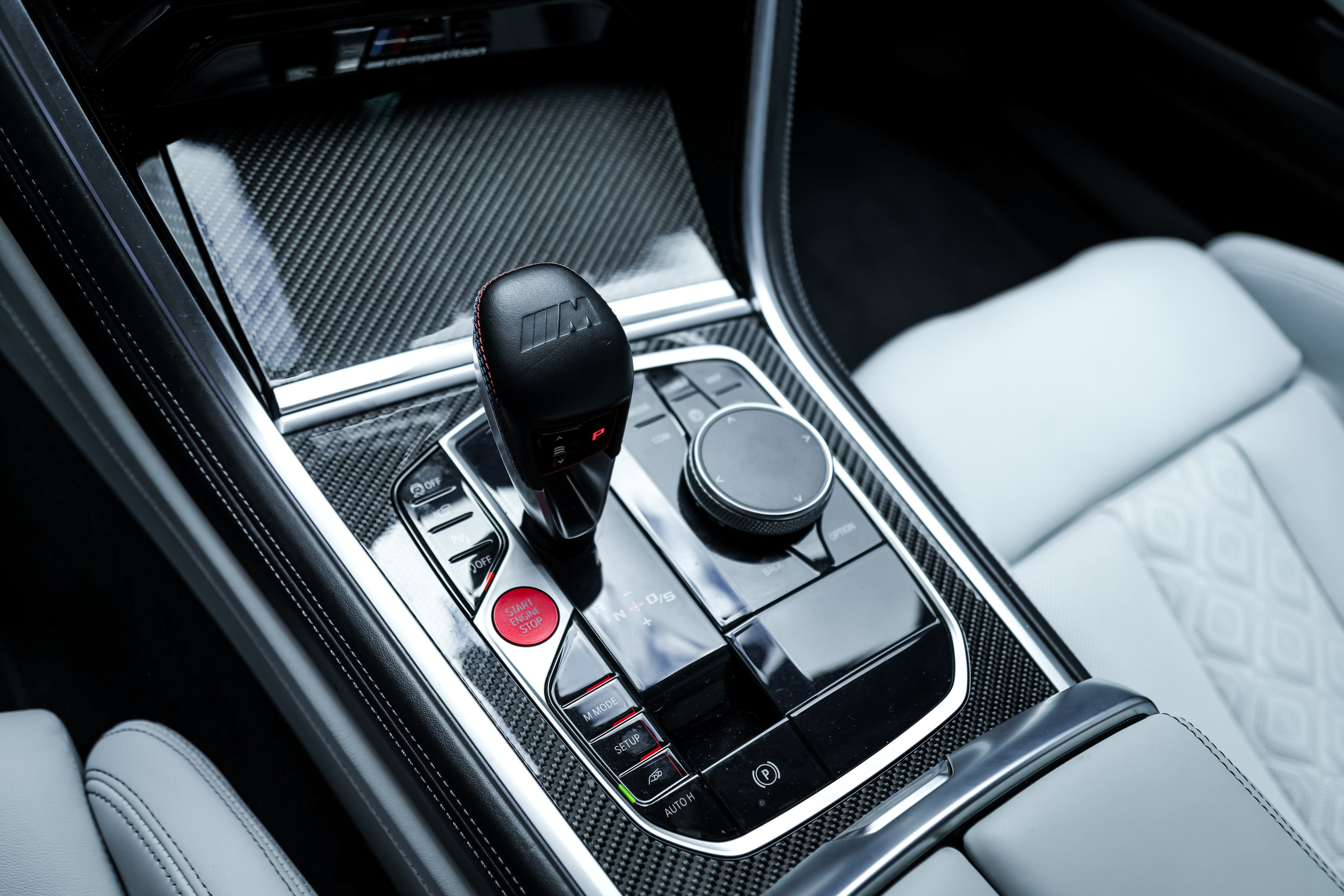 2022 BMW M8 COMPETITION RESTYLING FROM USA $145,000 / 17,500 KM ODOMETER. Mixturecaptures