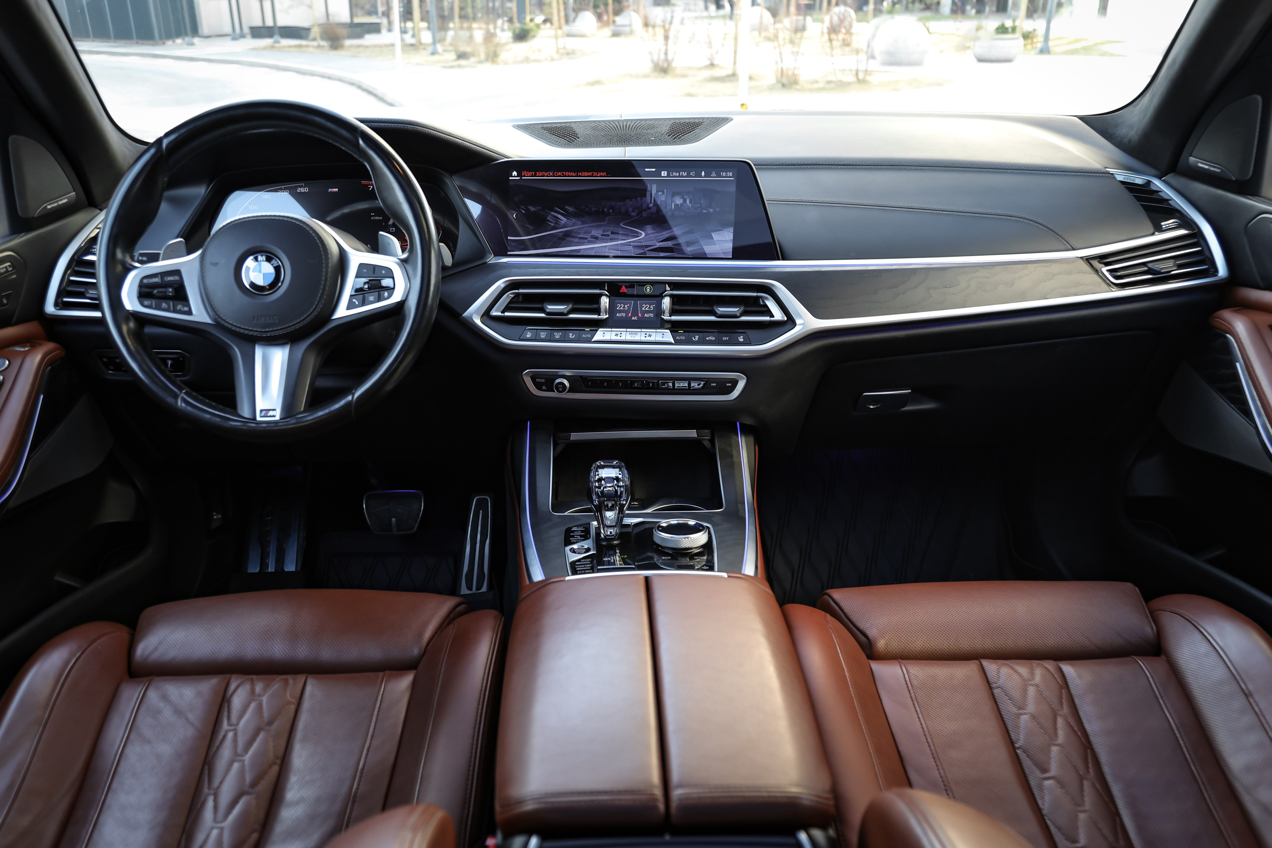 2020 BMW X7 XDrive 40i. Mixturecaptures