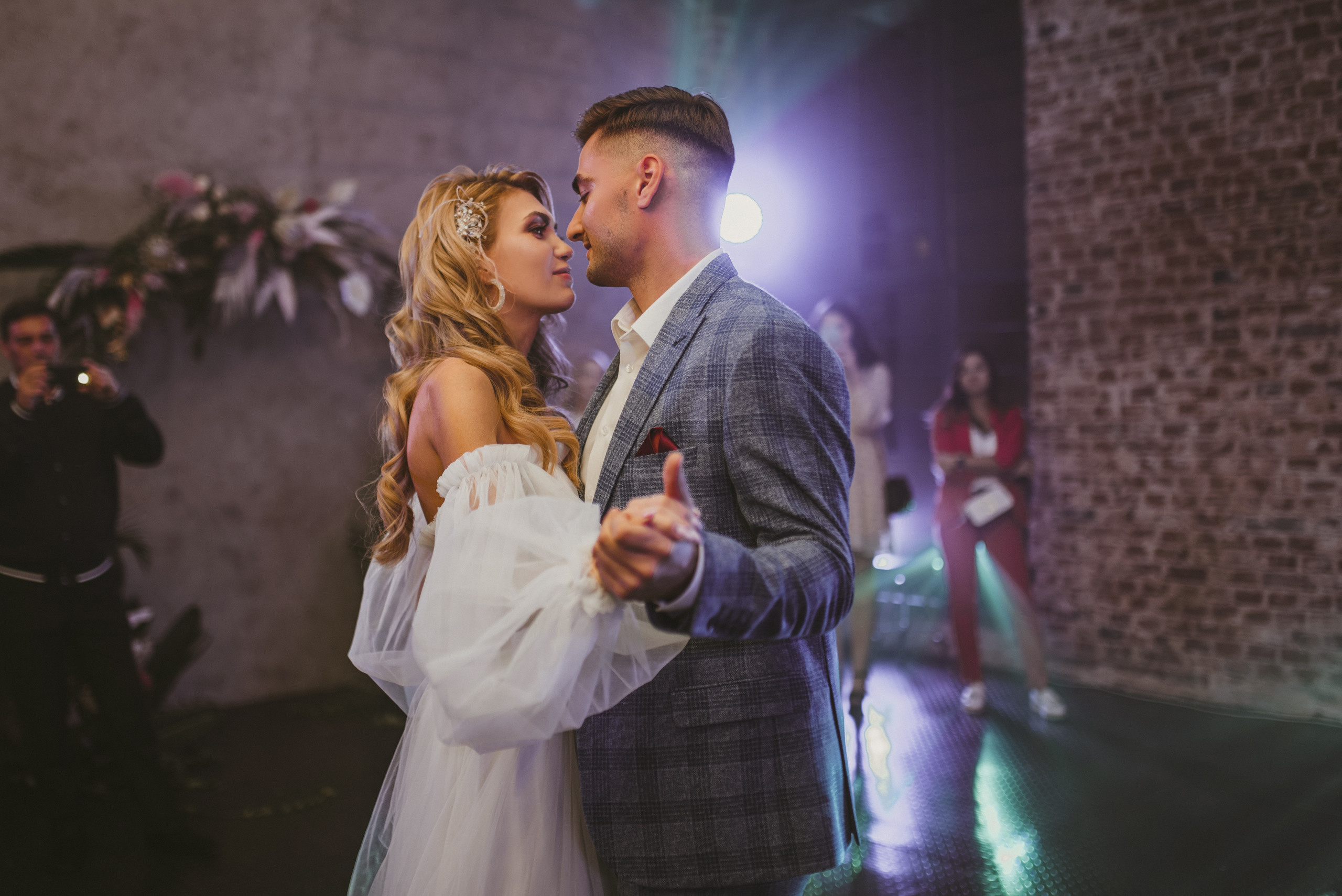 Слава и Дарина. Свадьба в Лофте. Свадебный организатор в Ростове-на-Дону Яснов Роман