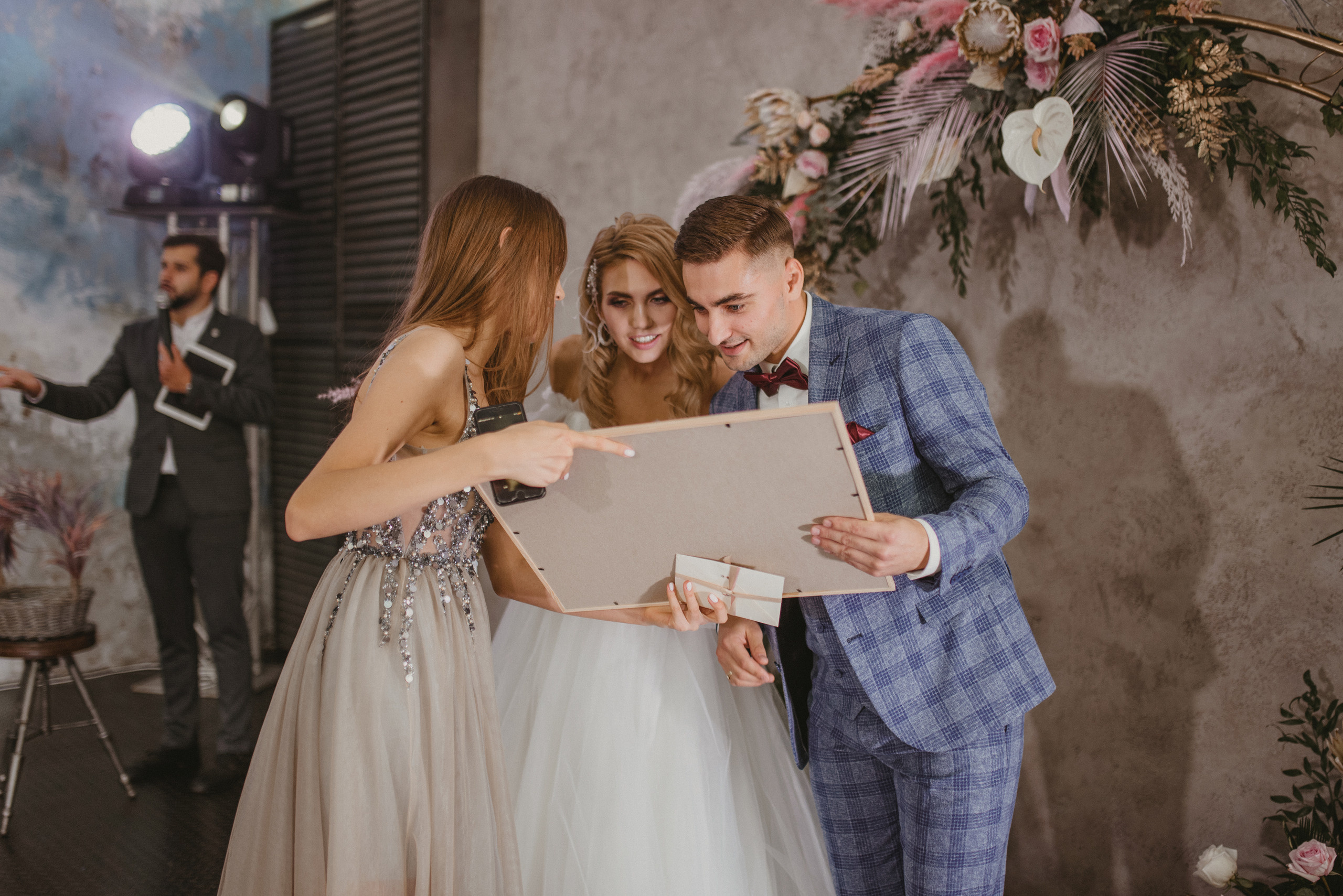 Слава и Дарина. Свадьба в Лофте. Свадебный организатор в Ростове-на-Дону Яснов Роман