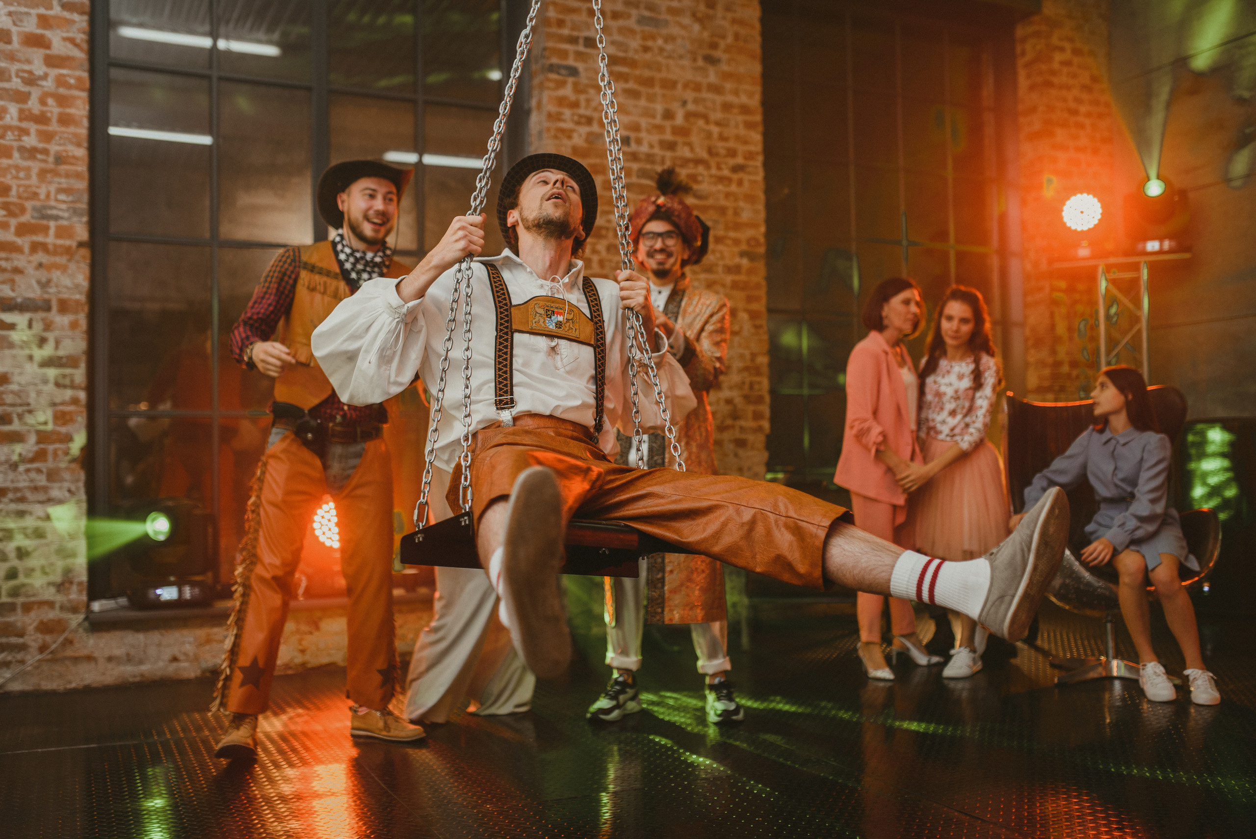 Слава и Дарина. Свадьба в Лофте. Свадебный организатор в Ростове-на-Дону Яснов Роман