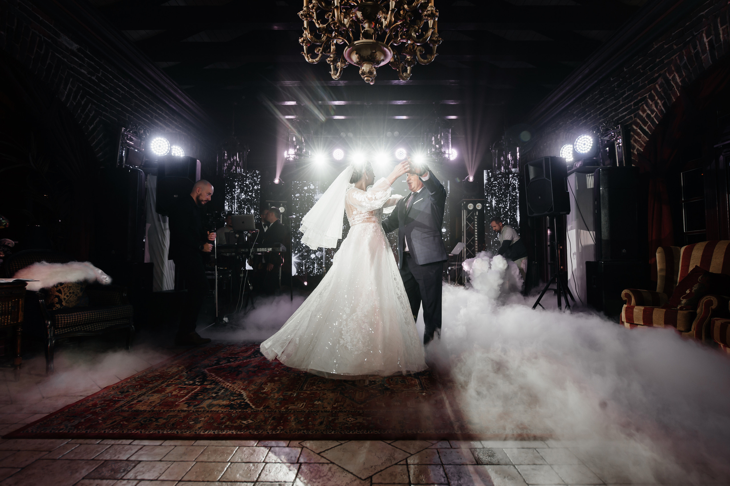 Виктор и Юлия. Свадебный организатор в Ростове-на-Дону Яснов Роман