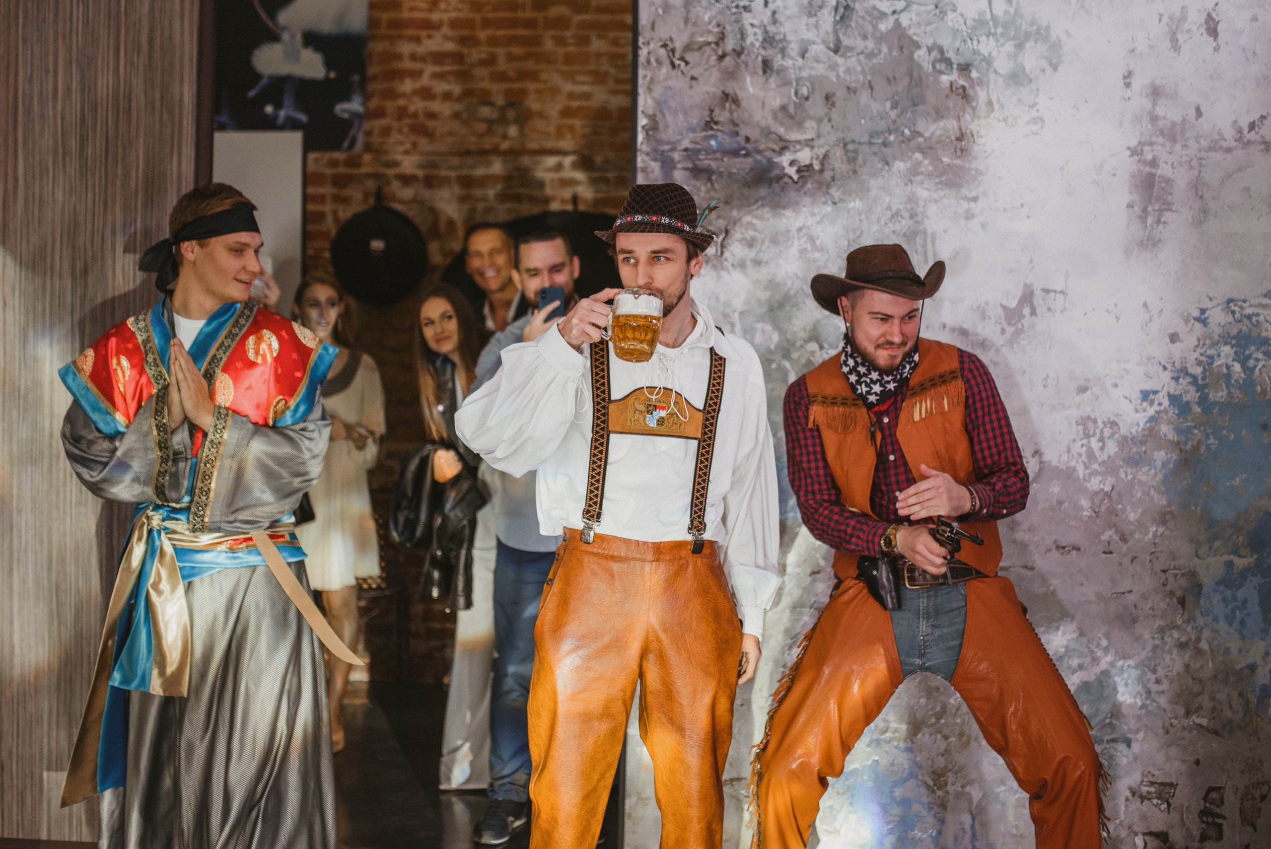 Слава и Дарина. Свадьба в Лофте. Свадебный организатор в Ростове-на-Дону Яснов Роман