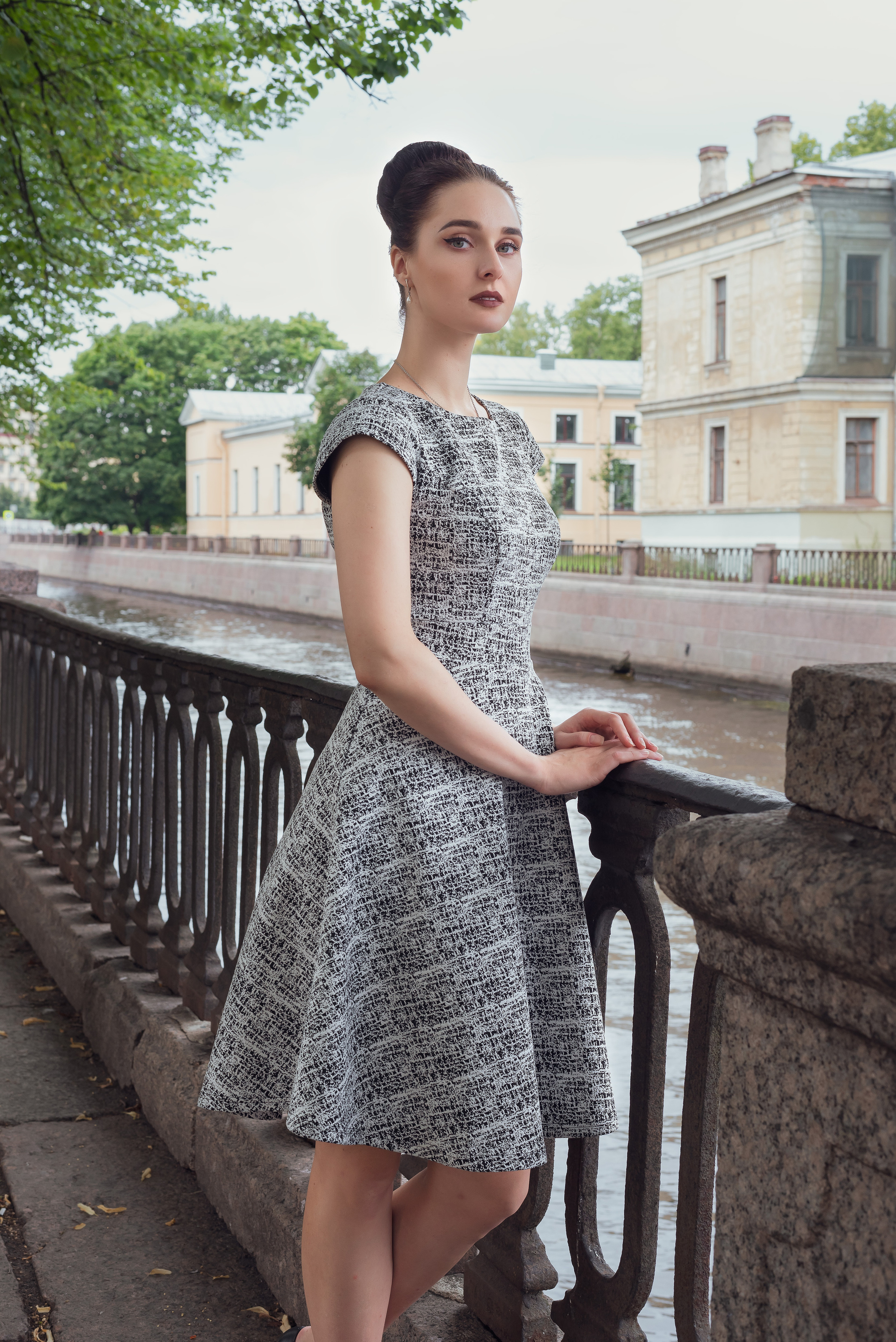 Съёмка для бутика винтажных платьев Zapaka. Фотограф, ретушёр, графический дизайнер в Петербурге Адрианова Настя