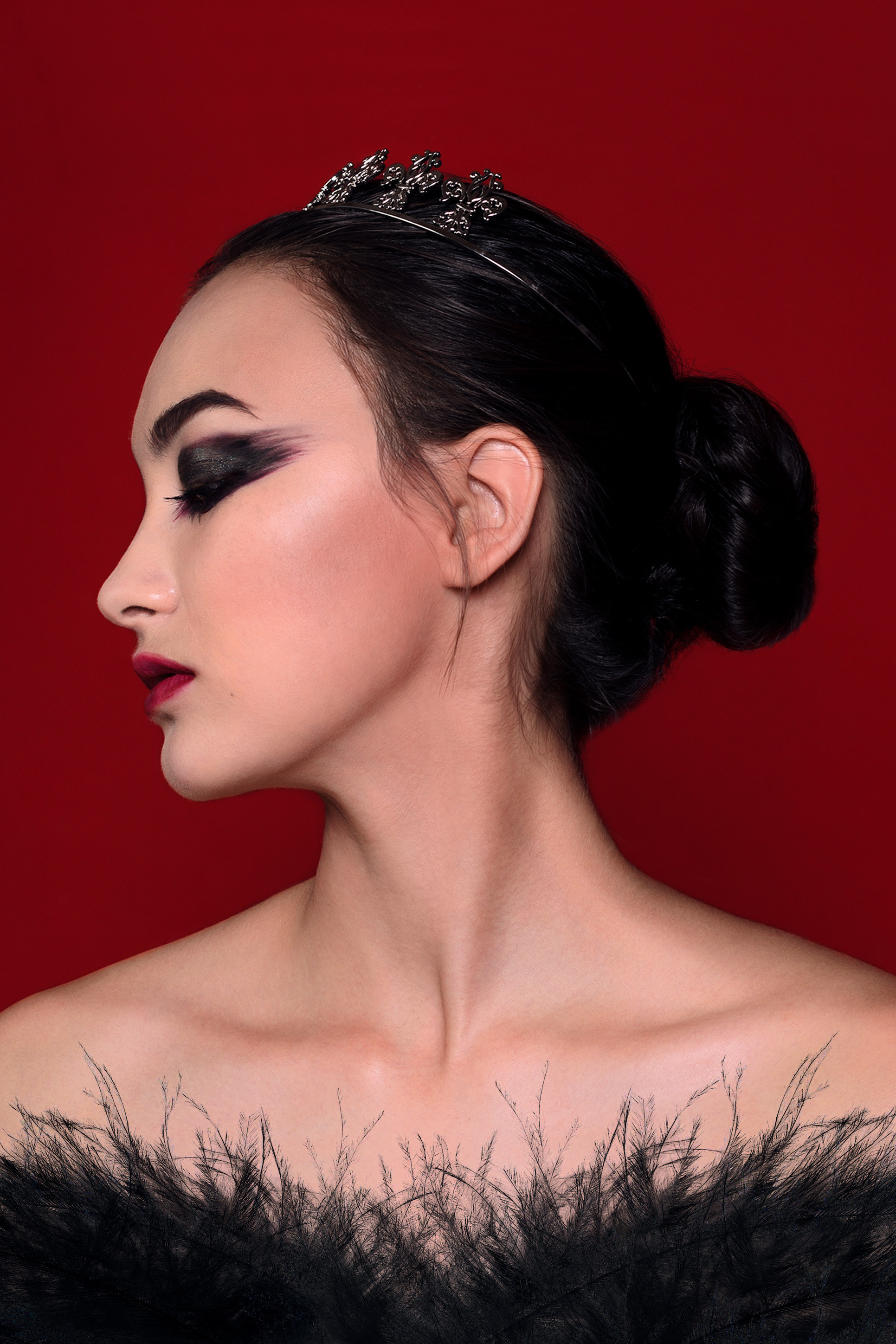 Чёрный лебедь. Фотограф, ретушёр, графический дизайнер в Петербурге Адрианова Настя