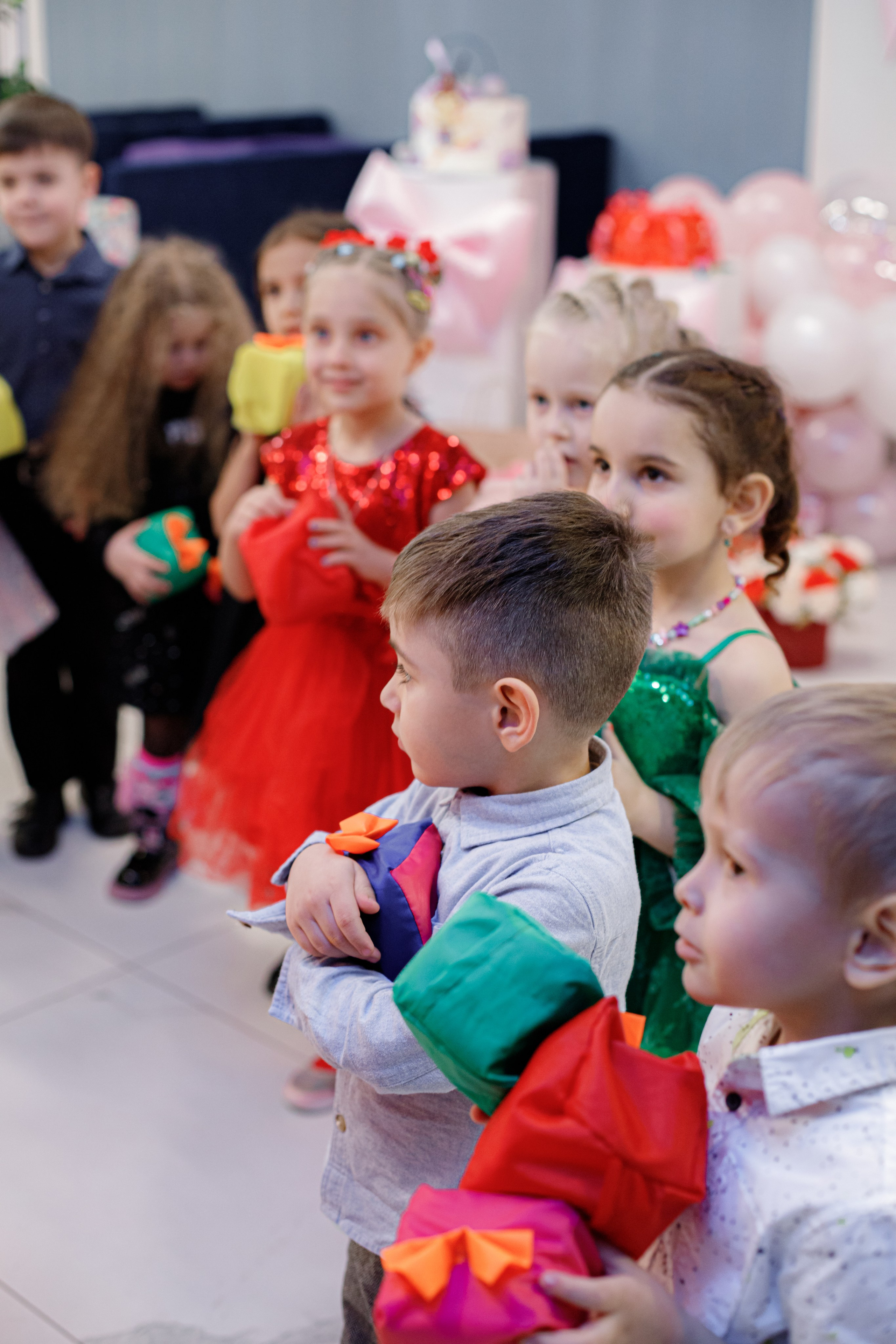 ASIA'S BIRTHDAY PARTY. Photokarish