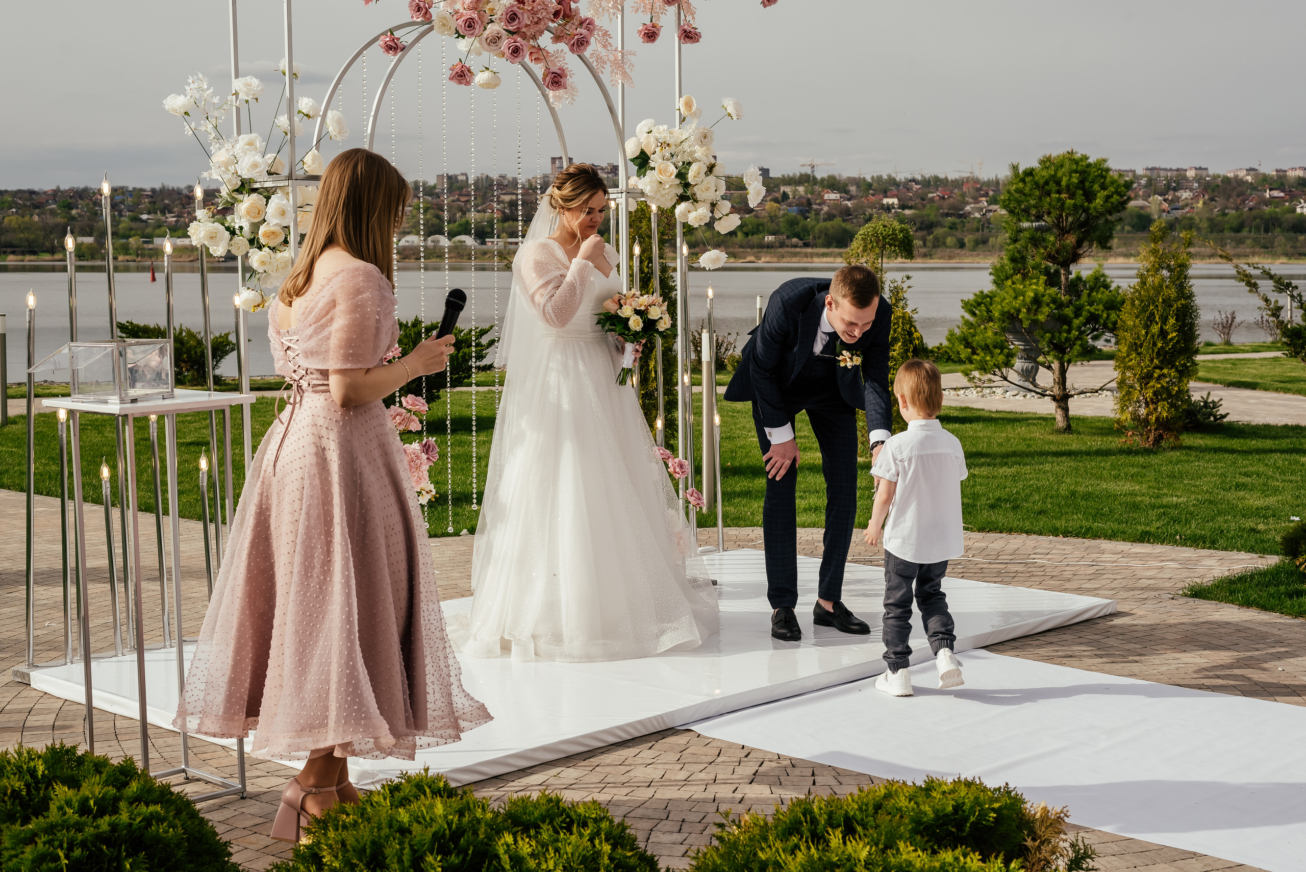 Александр и Валерия. Свадебный фотограф в Ростове Александра Груздева