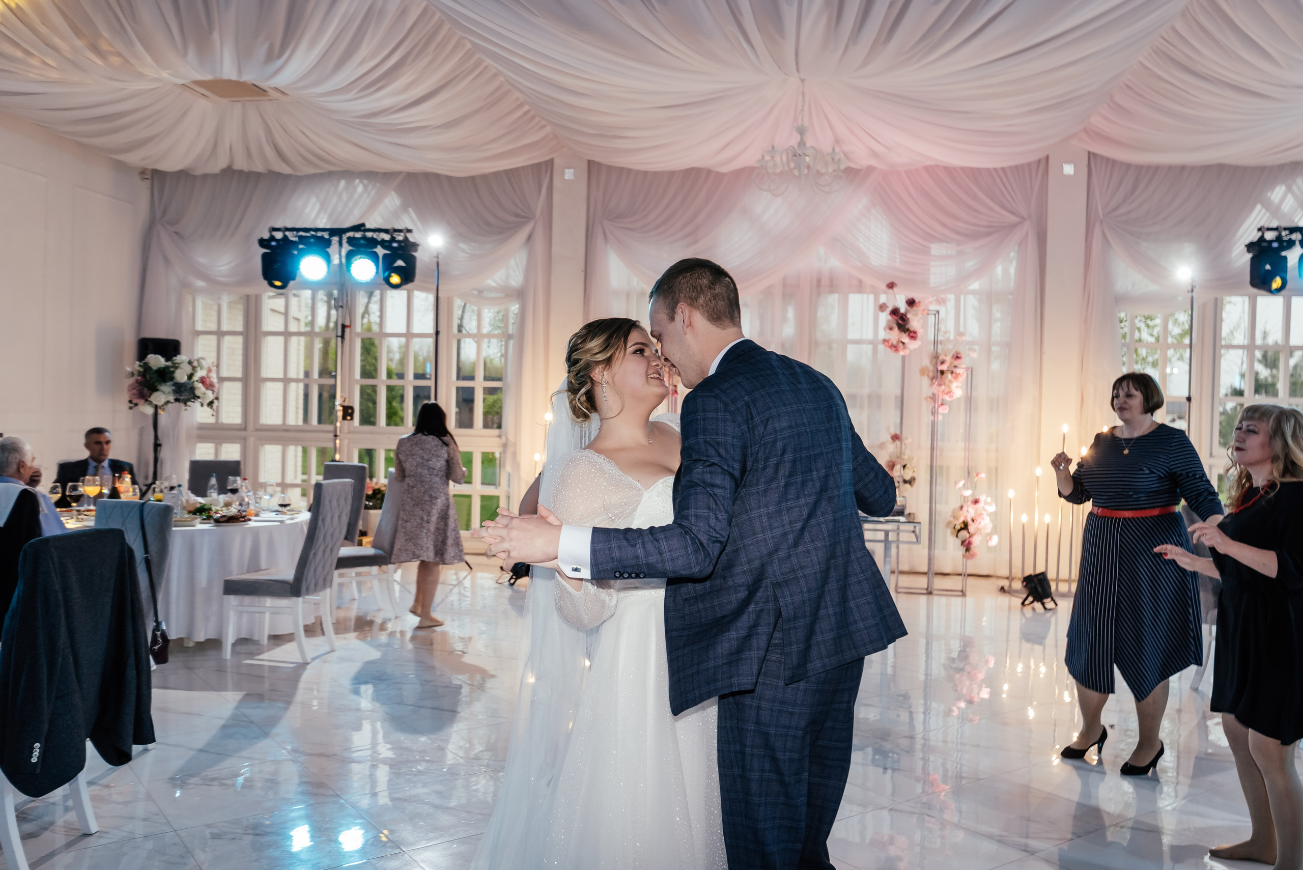 Александр и Валерия. Свадебный фотограф в Ростове Александра Груздева