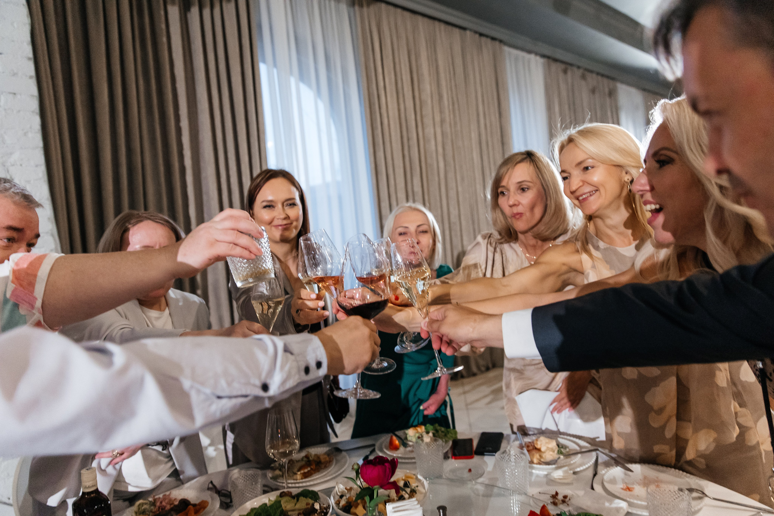 2023-06-23 Выпускной МБОУ СОШ № 10. Фотограф в Красноярске