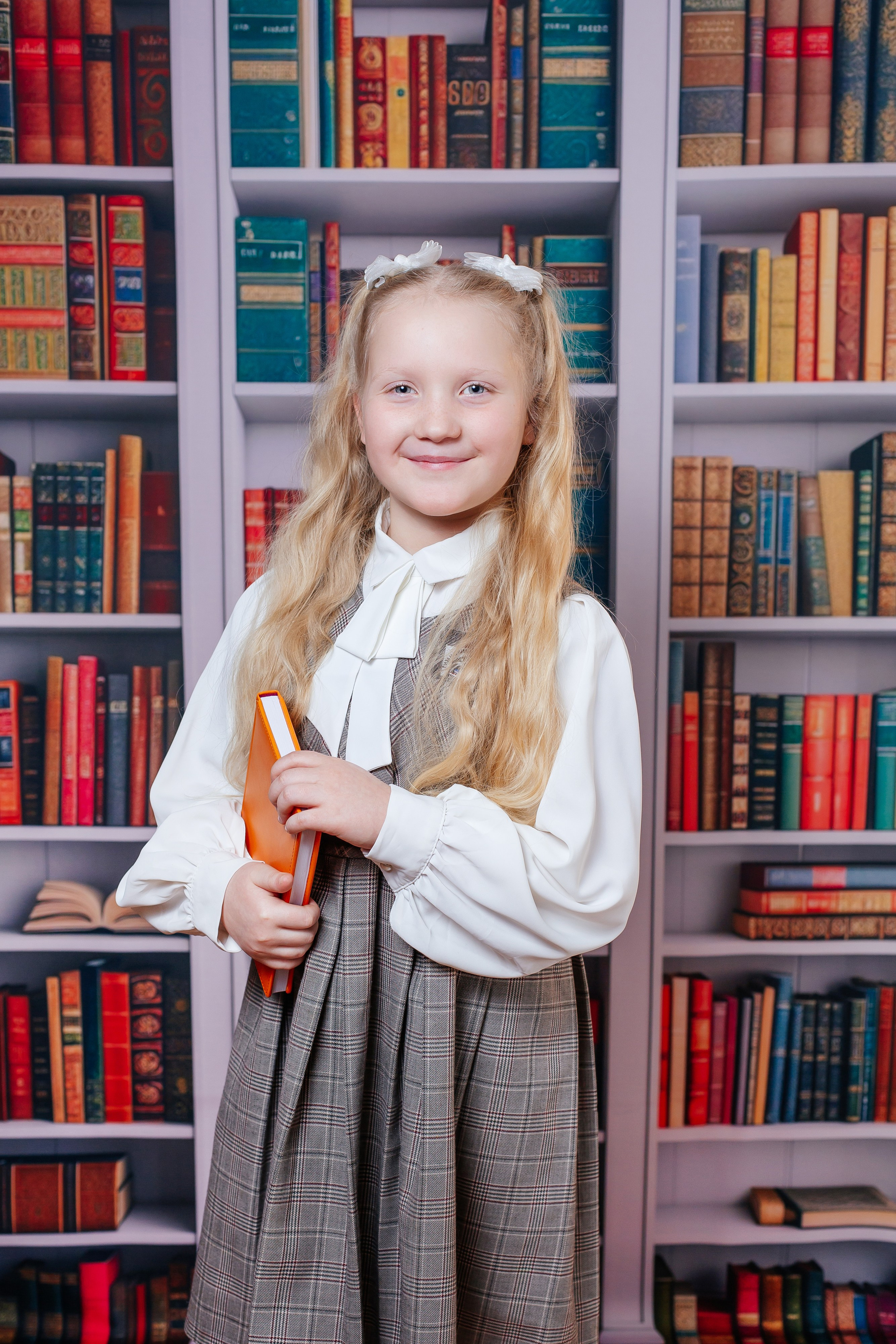 Стеллаж. Выездной проект. Фото дети. Выпускные альбомы Нижний Тагил