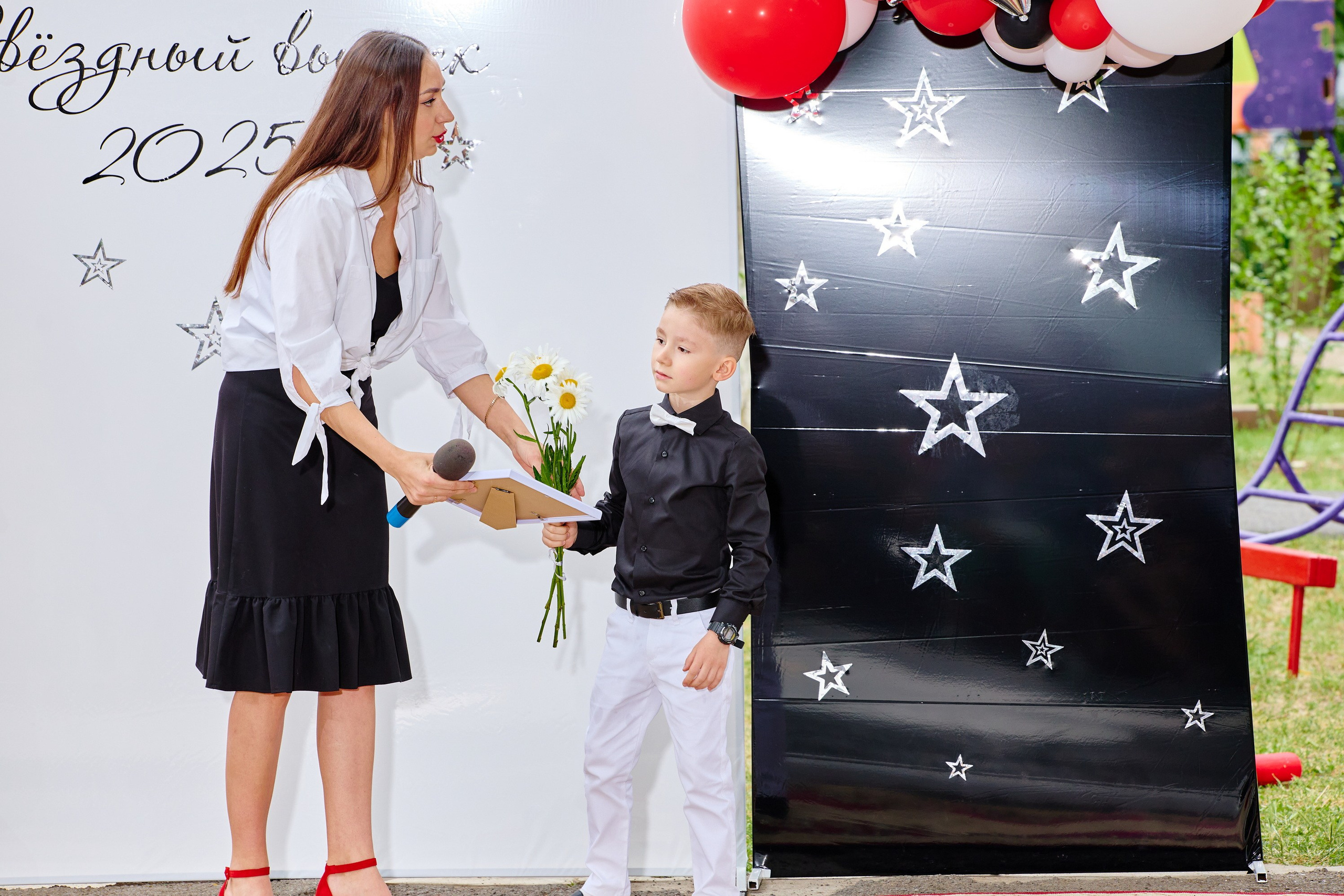 Выпускной 45 сад. Фотограф Выпускные альбомы Таганрог Сергей Коробченко