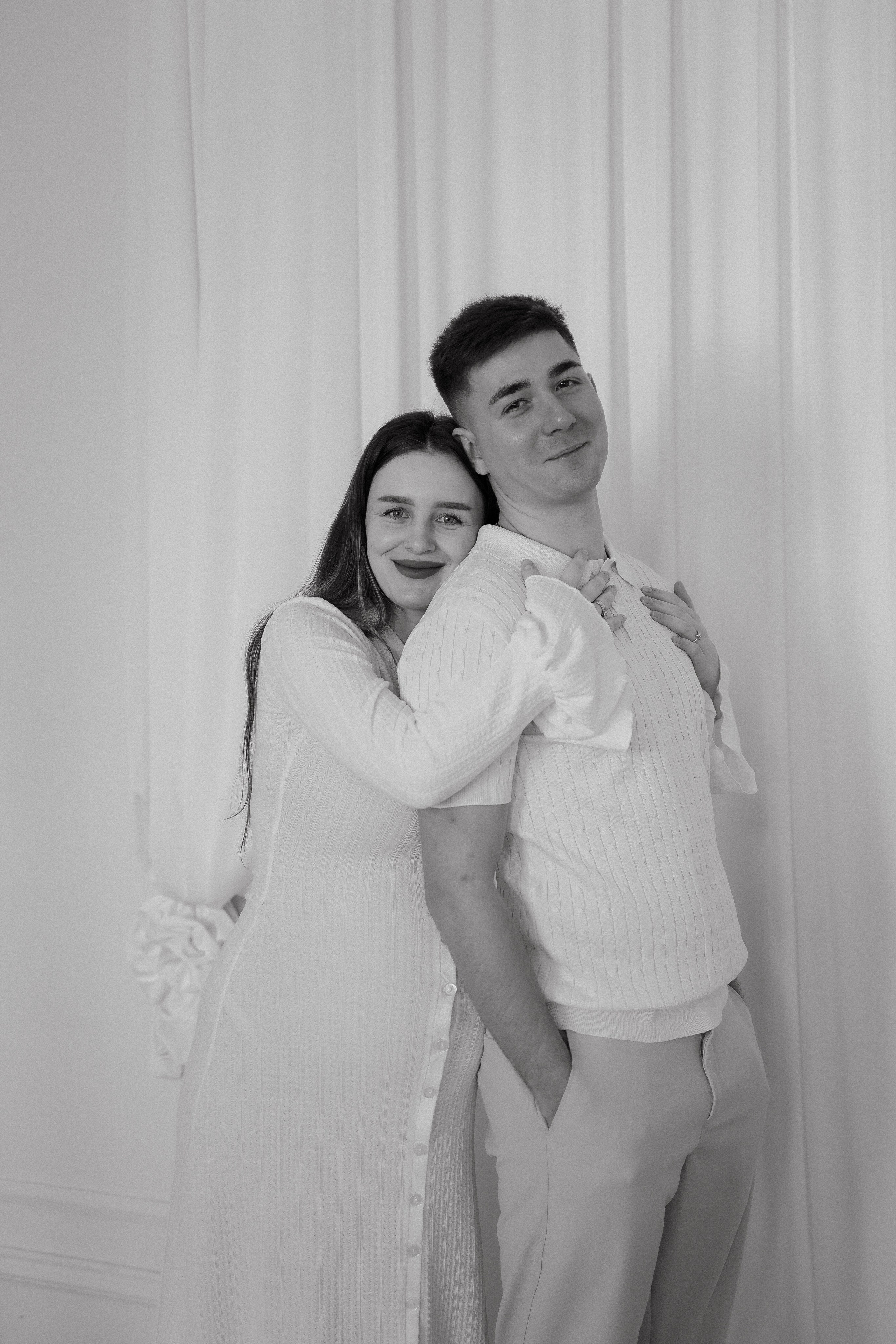 Влад и Ксения — в ожидании чуда. Фото и видео для вас в Астрахани!