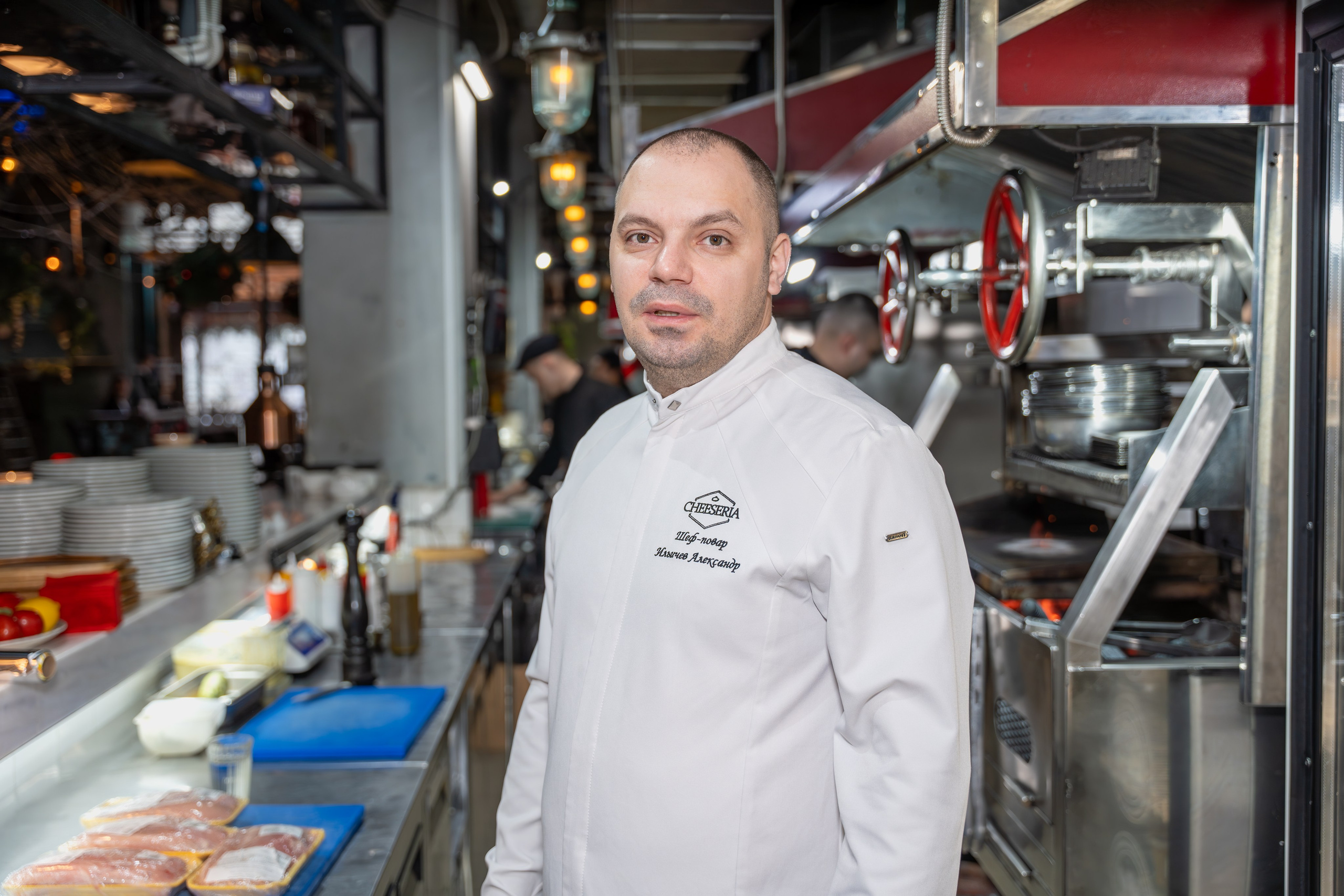 Кухня ресторана Cheeseria. Фотограф в Казани