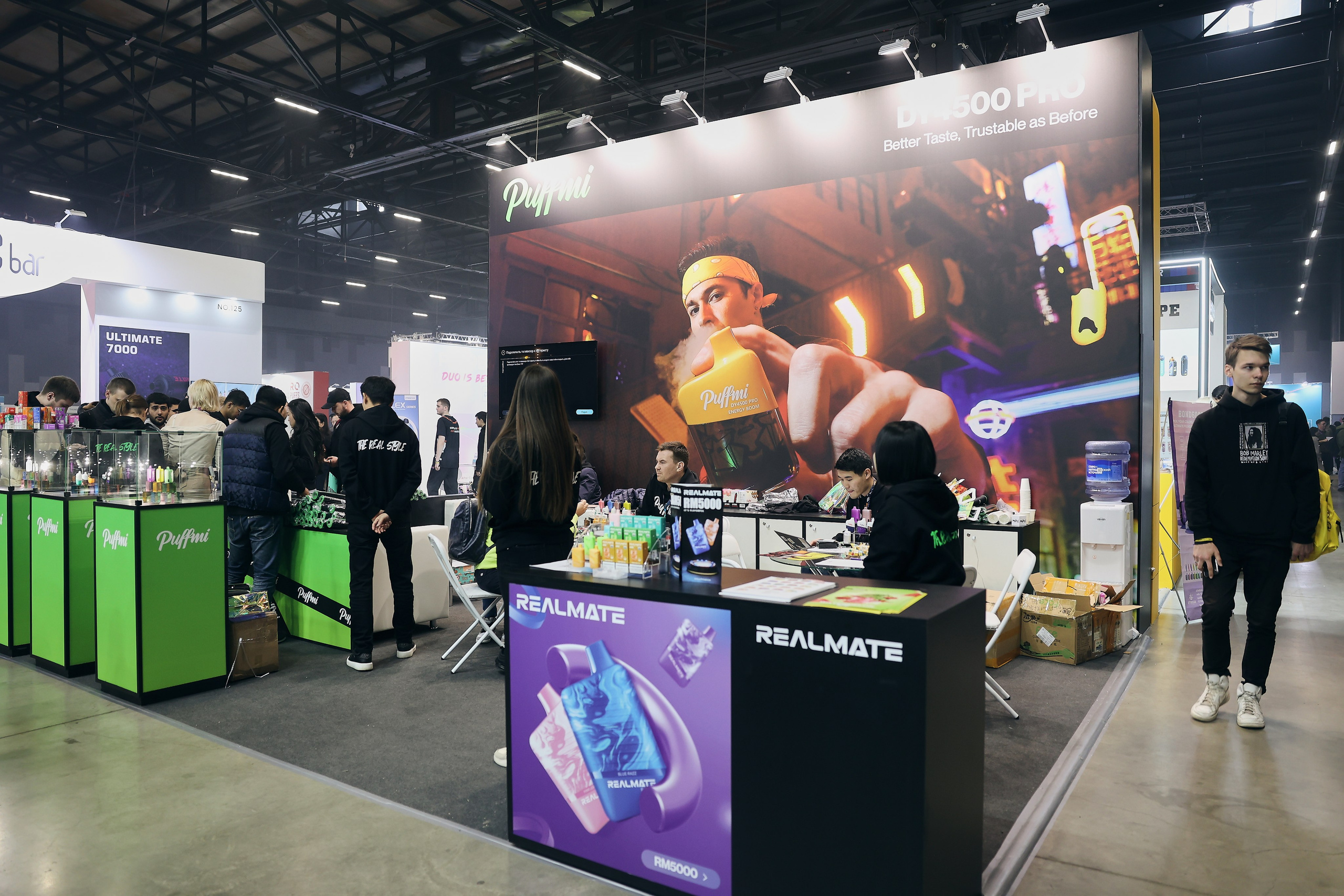 PUFFMI на Global Vape Expo. Фотограф Андрей Егоров