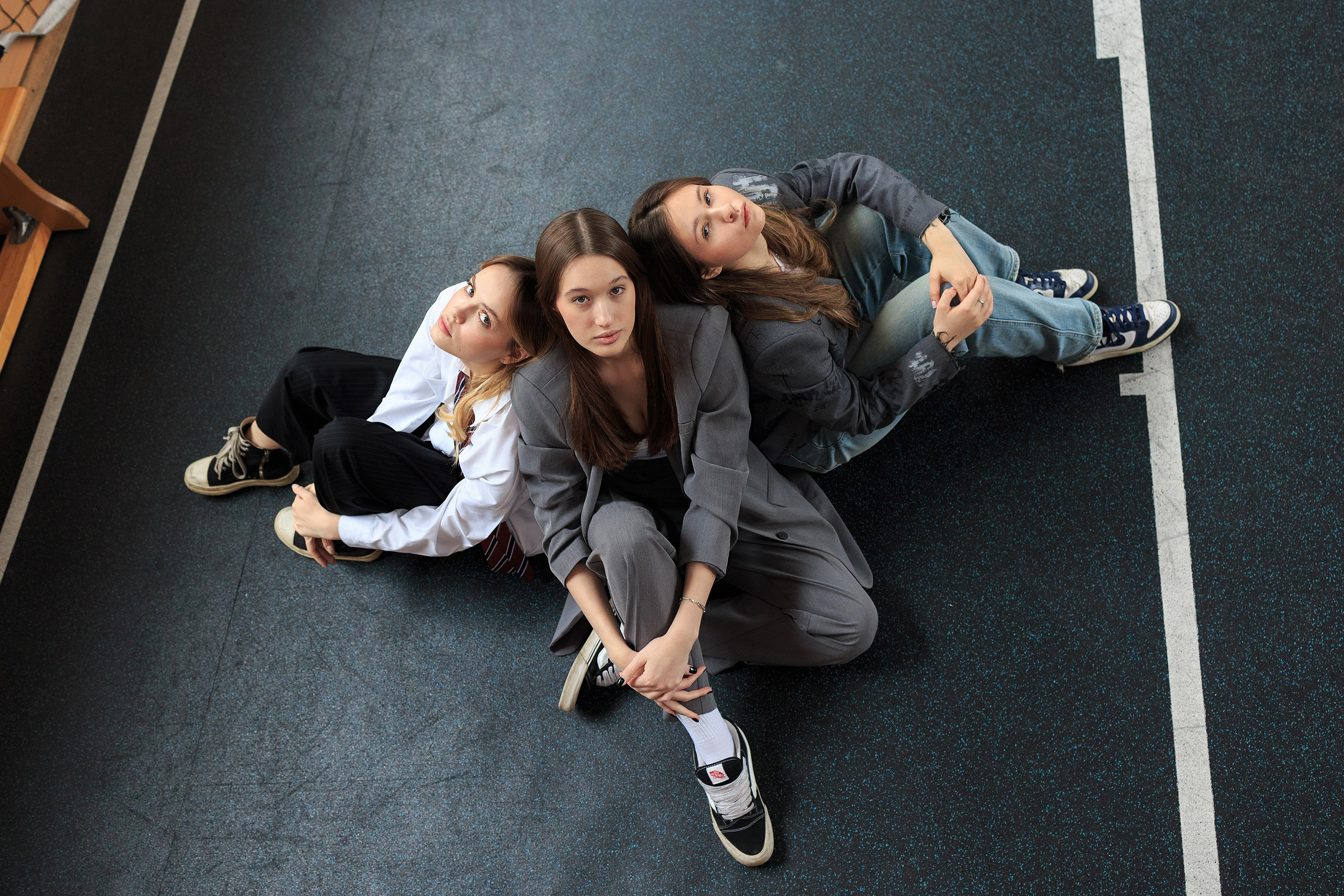 9-11 классы. Выпускные альбомы и общие фото в Москве от Юлии Шевердиной