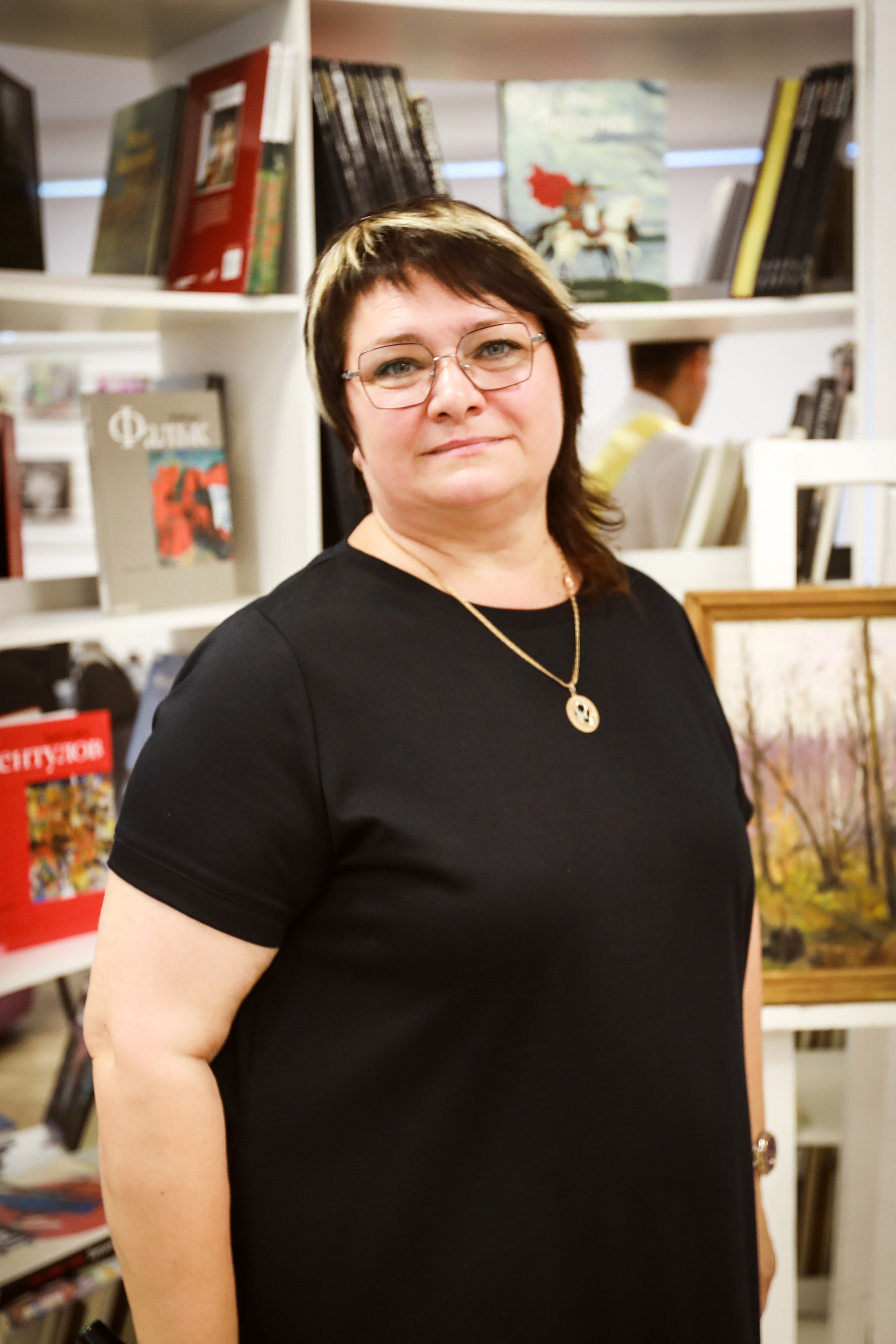 ПРО ВЫПУСКНОЙ на Площади Ленина. Medlori fotobook Выпускные альбомы в Липецке Лариса Медведева