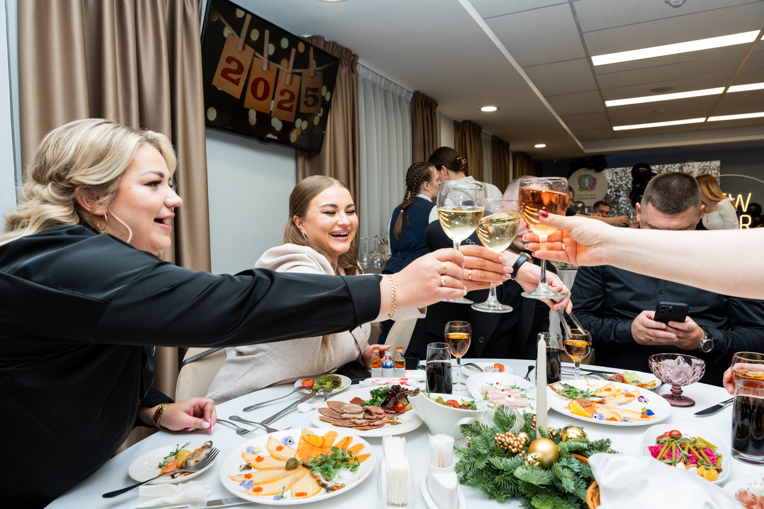 Корпоратив. MUGMOD